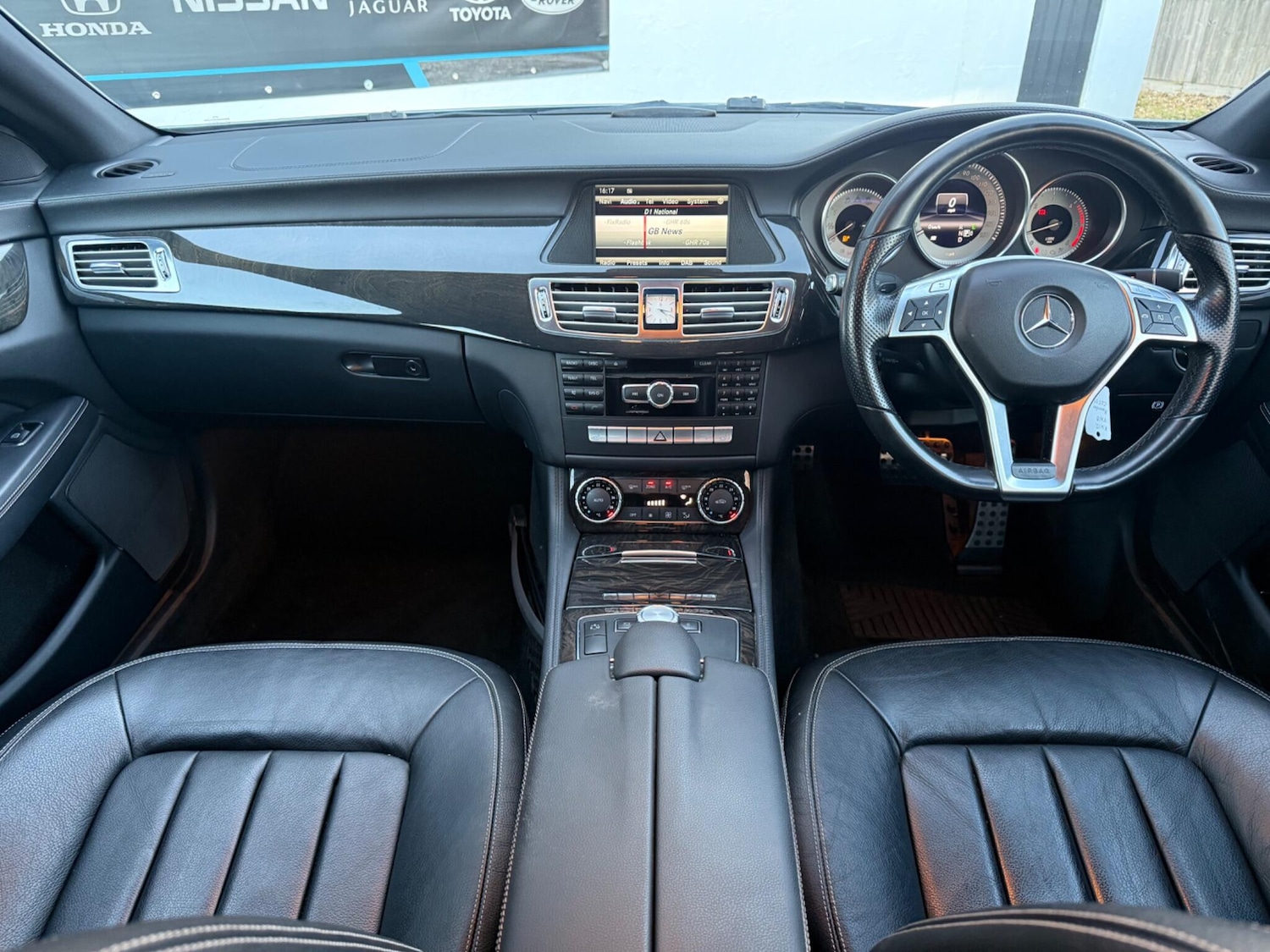 Used Mercedes-Benz CLS 2012 for sale - 76801053: Photo 35