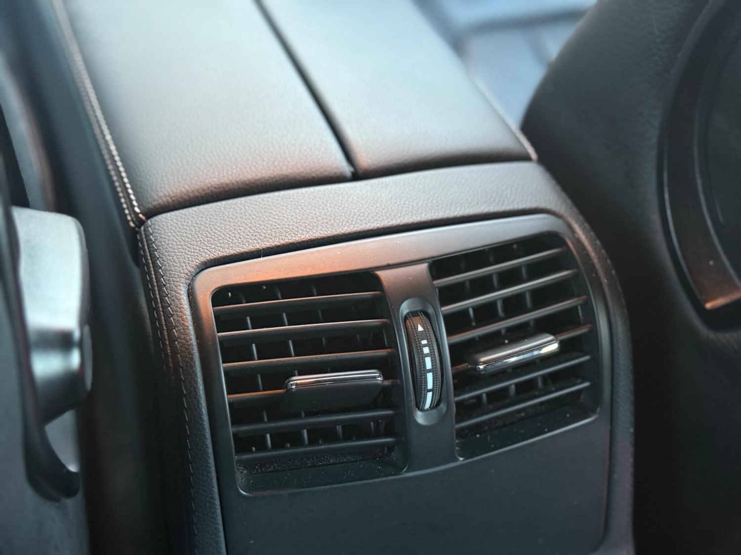 Used Mercedes-Benz CLS 2012 for sale - 76801053: Photo 39