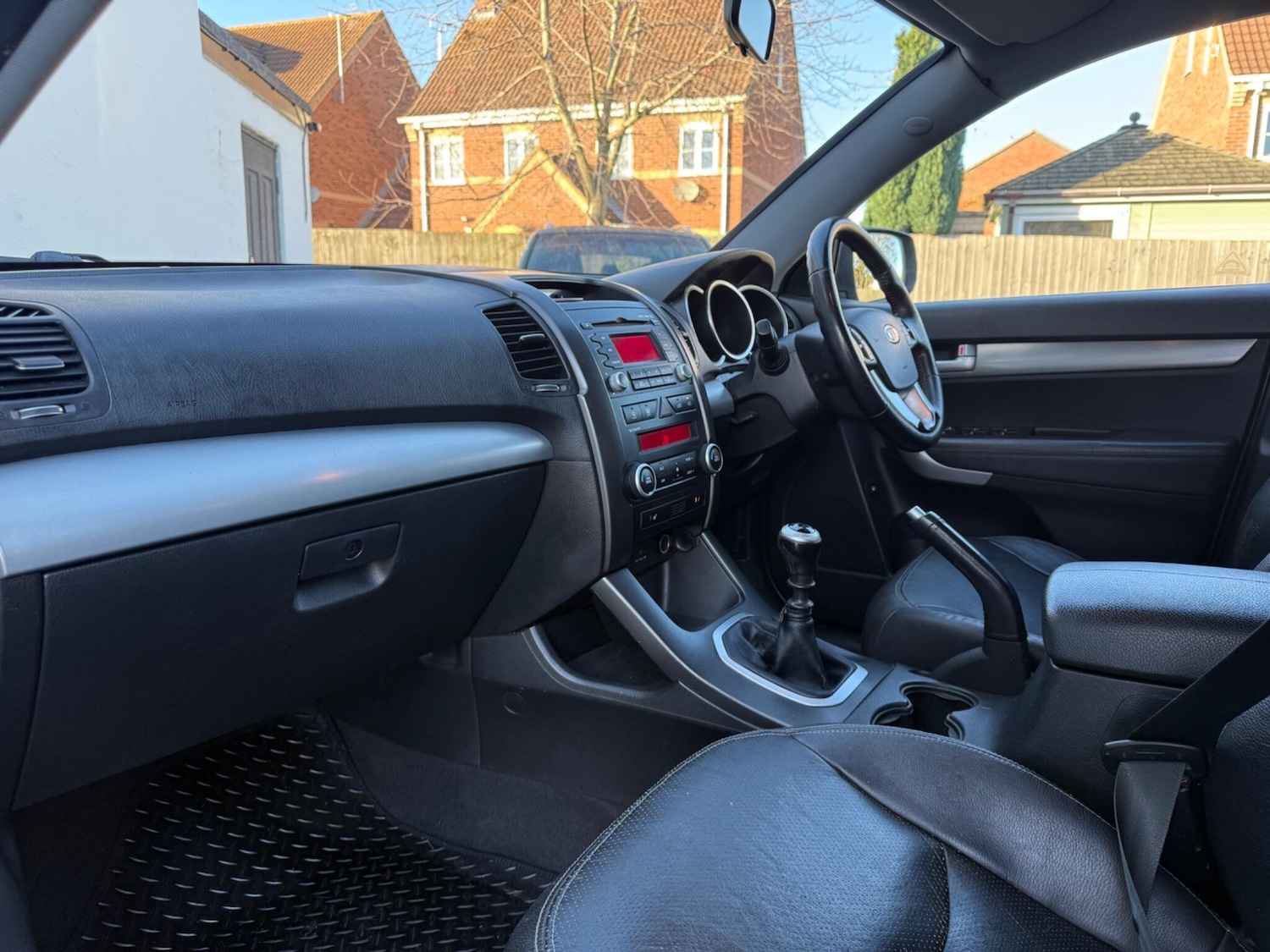 Used Kia Sorento 2010 for sale - 76780752: Photo 28