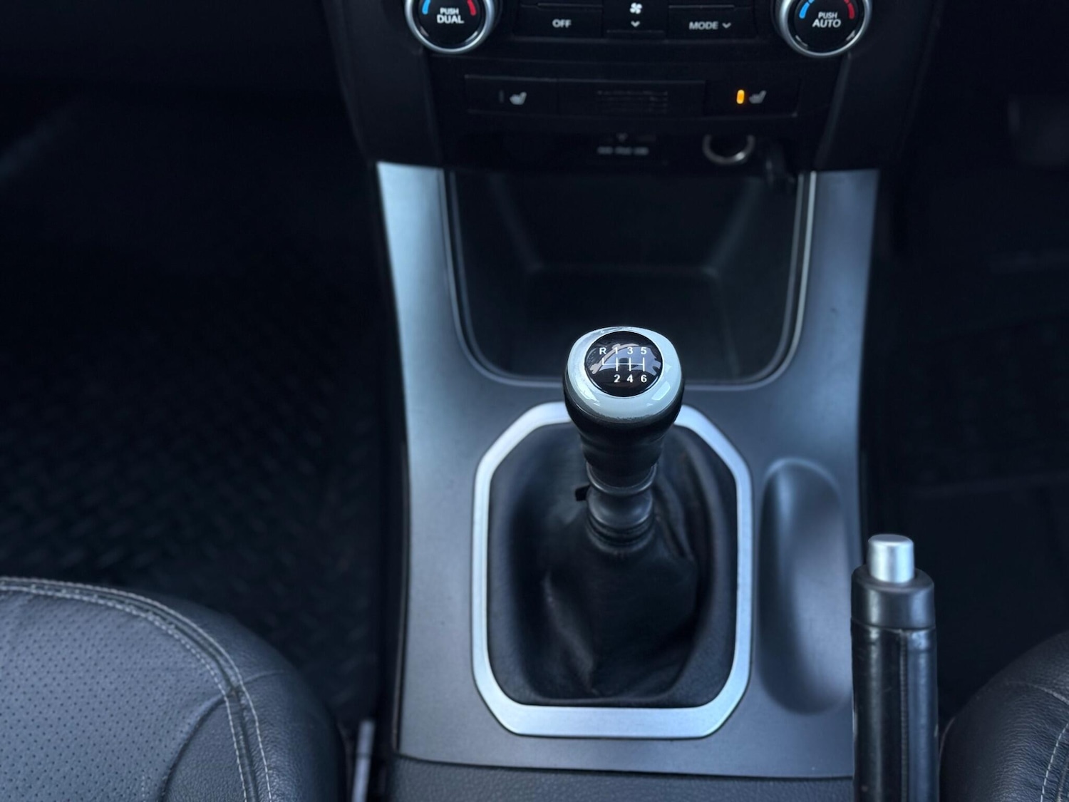 Used Kia Sorento 2010 for sale - 76780752: Photo 38