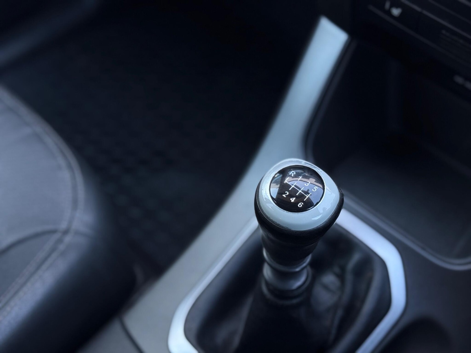 Used Kia Sorento 2010 for sale - 76780752: Photo 42