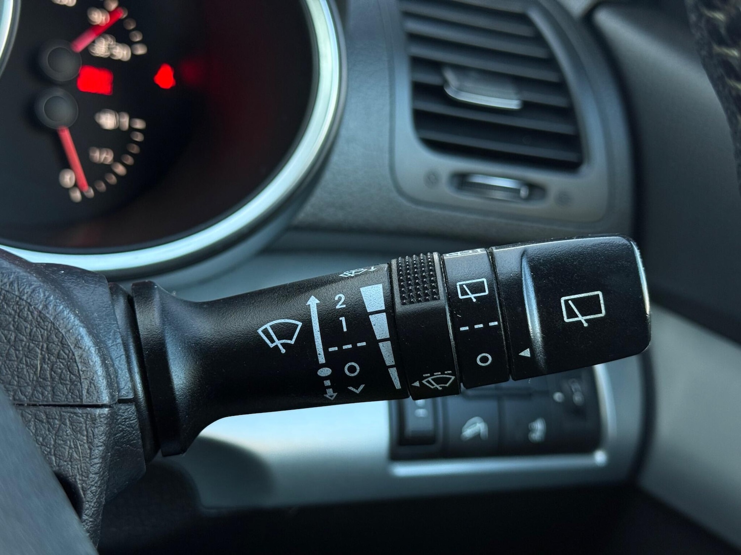 Used Kia Sorento 2010 for sale - 76780752: Photo 48