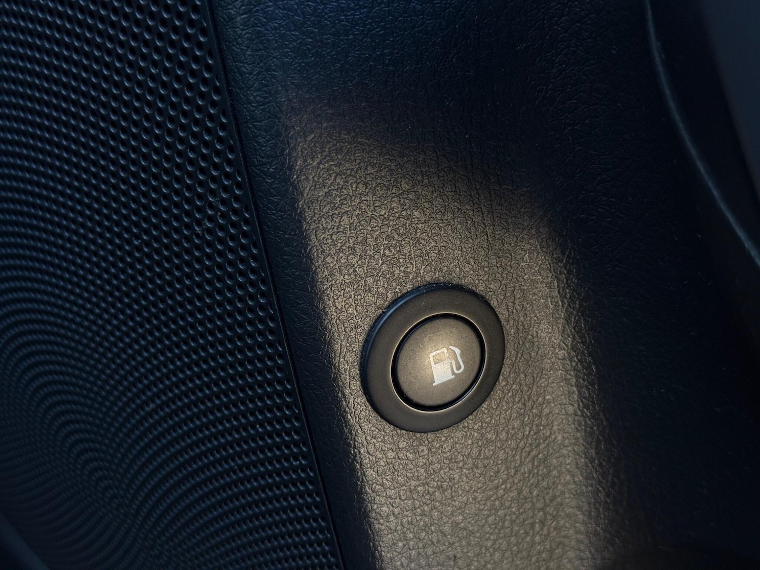 Used Kia Sorento 2010 for sale - 76780752: Photo 51