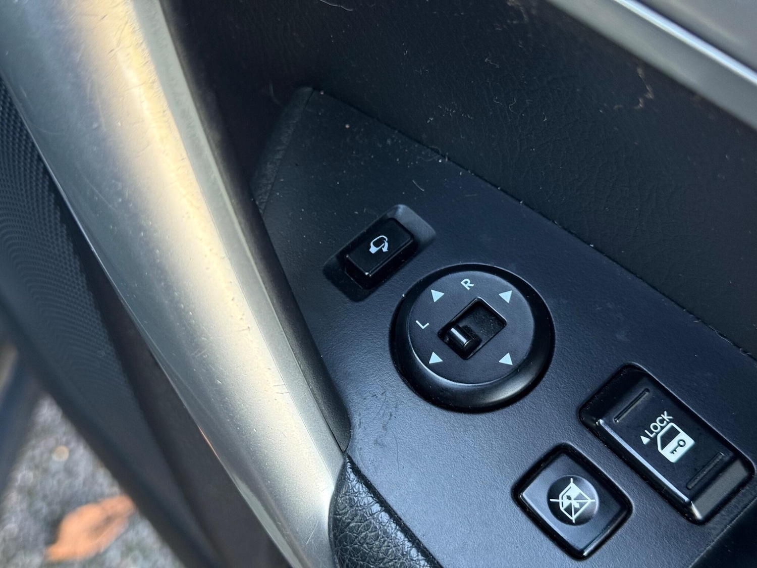 Used Kia Sorento 2010 for sale - 76780752: Photo 53