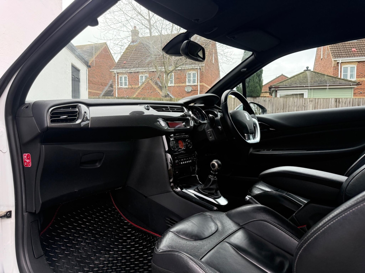 Used Citroen DS3 2013 for sale - 77538481: Photo 38