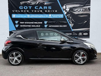 Used Peugeot 208 2015 for sale - 78516759: Photo