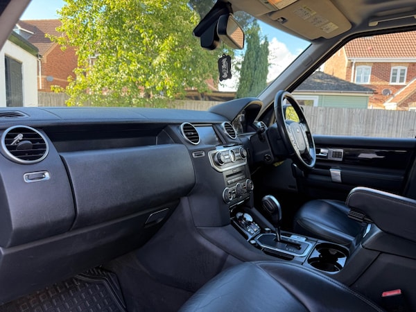 Used Land Rover Discovery 4 2011 for sale - 76299492: Photo 31