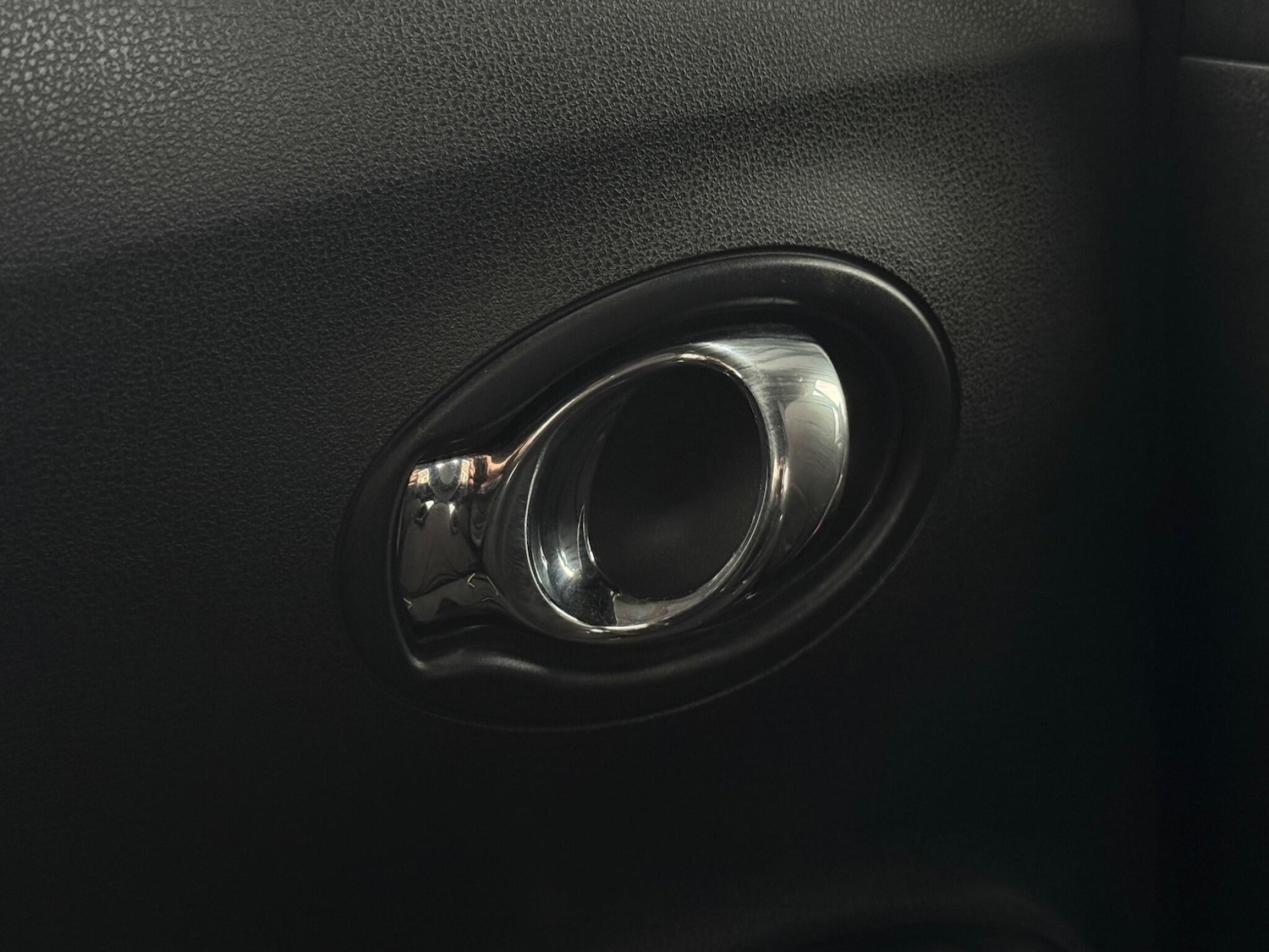 Used Nissan Juke 2015 for sale - 77456104: Photo 58