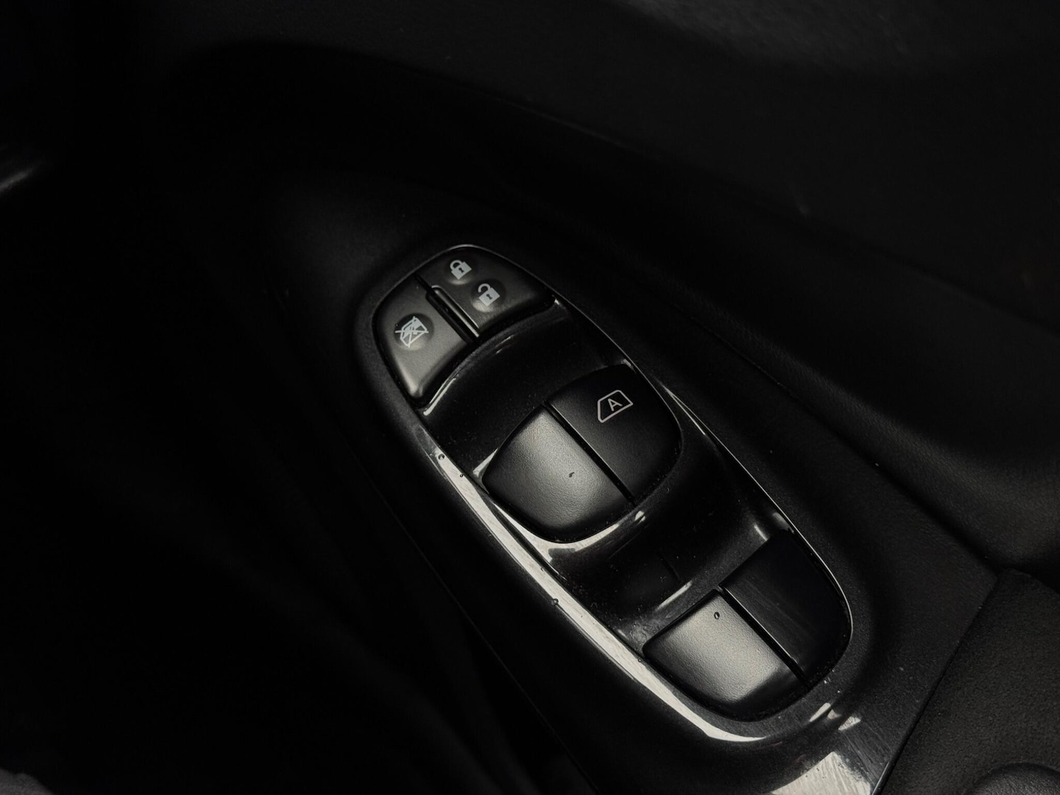 Used Nissan Juke 2015 for sale - 77456104: Photo 74