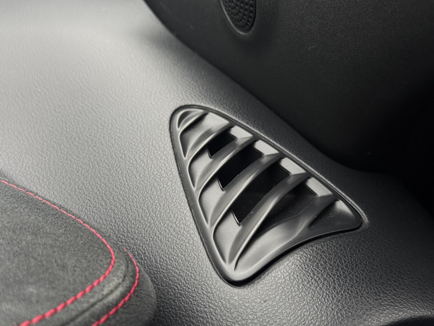 Used Nissan Juke 2015 for sale - 77456104: Photo 75