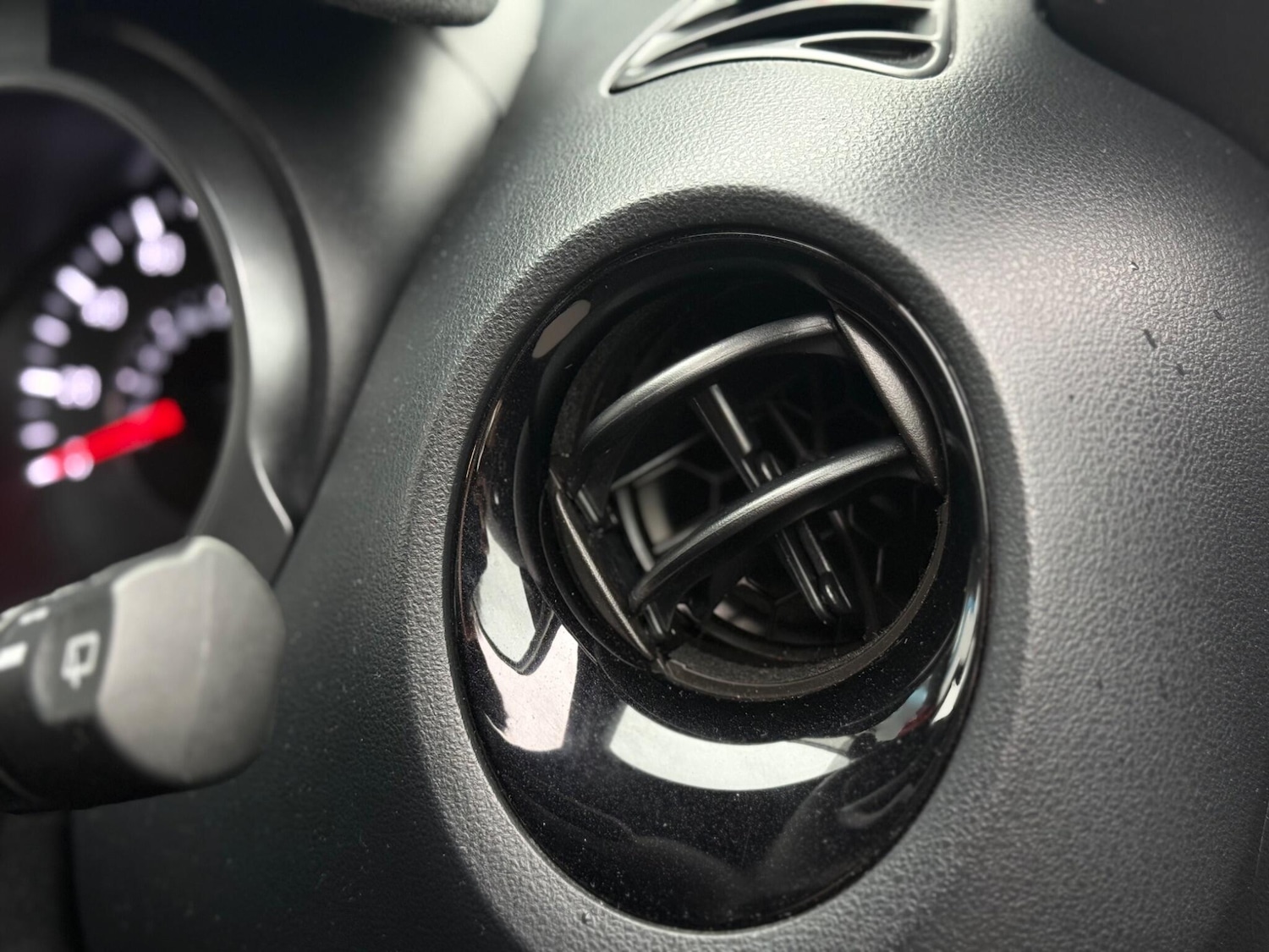 Used Nissan Juke 2015 for sale - 77456104: Photo 76