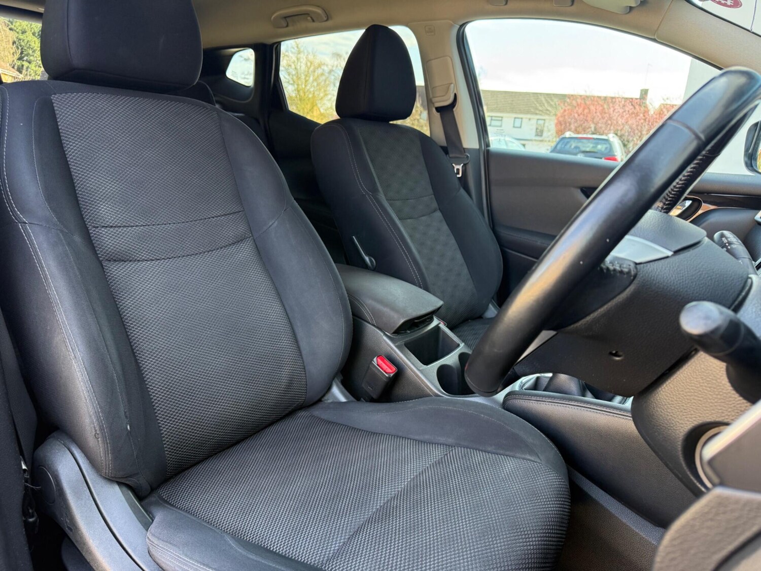 Used Nissan Qashqai 2015 for sale - 77940490: Photo 43