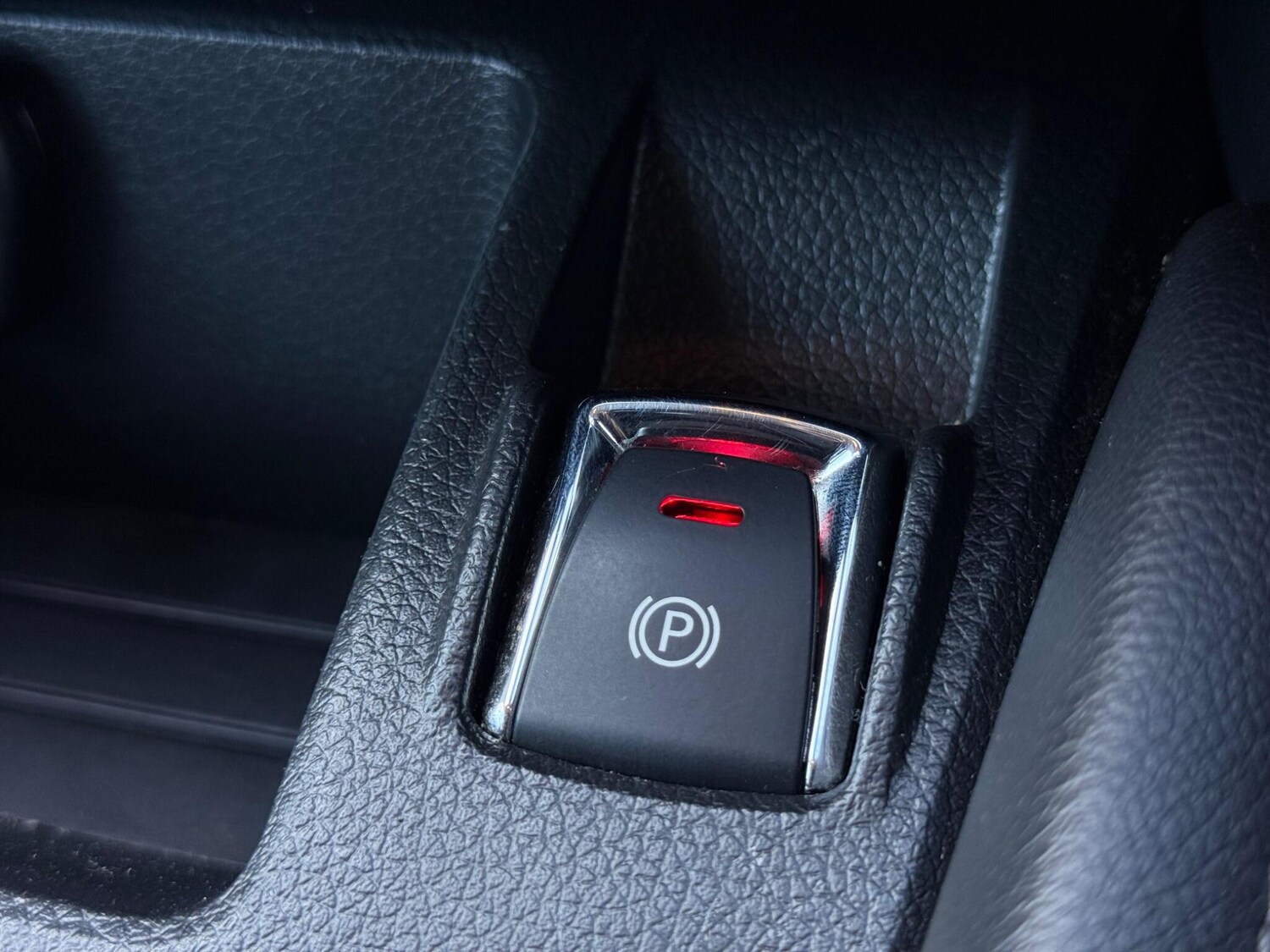 Used Nissan Qashqai 2015 for sale - 77940490: Photo 76