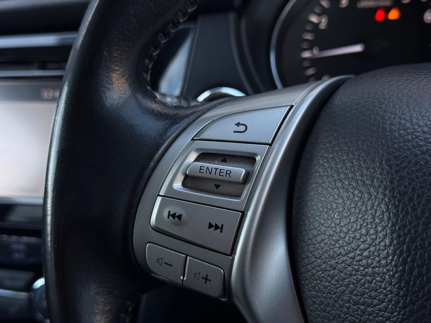 Used Nissan Qashqai 2015 for sale - 77940490: Photo 84