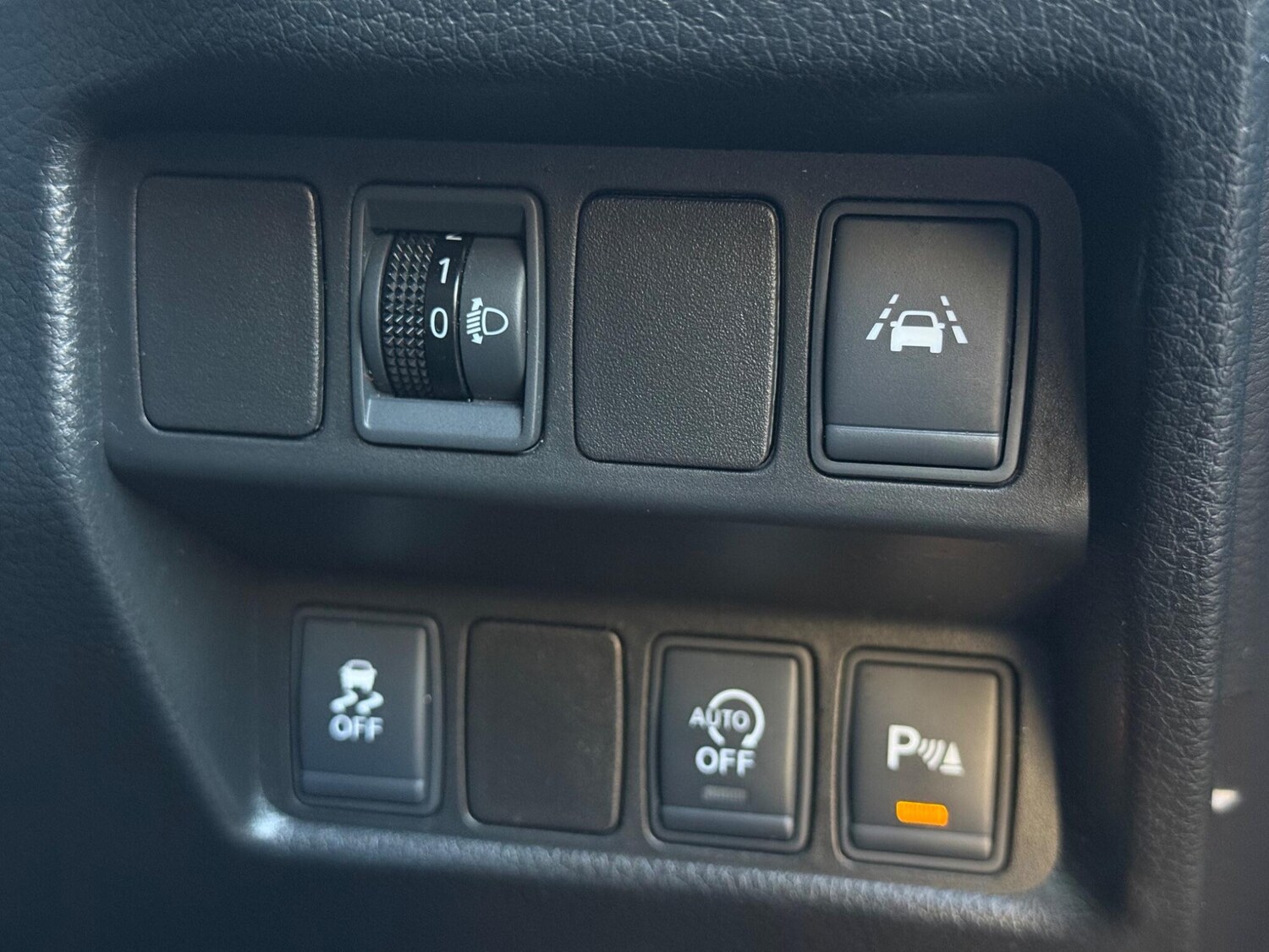 Used Nissan Qashqai 2015 for sale - 77940490: Photo 91