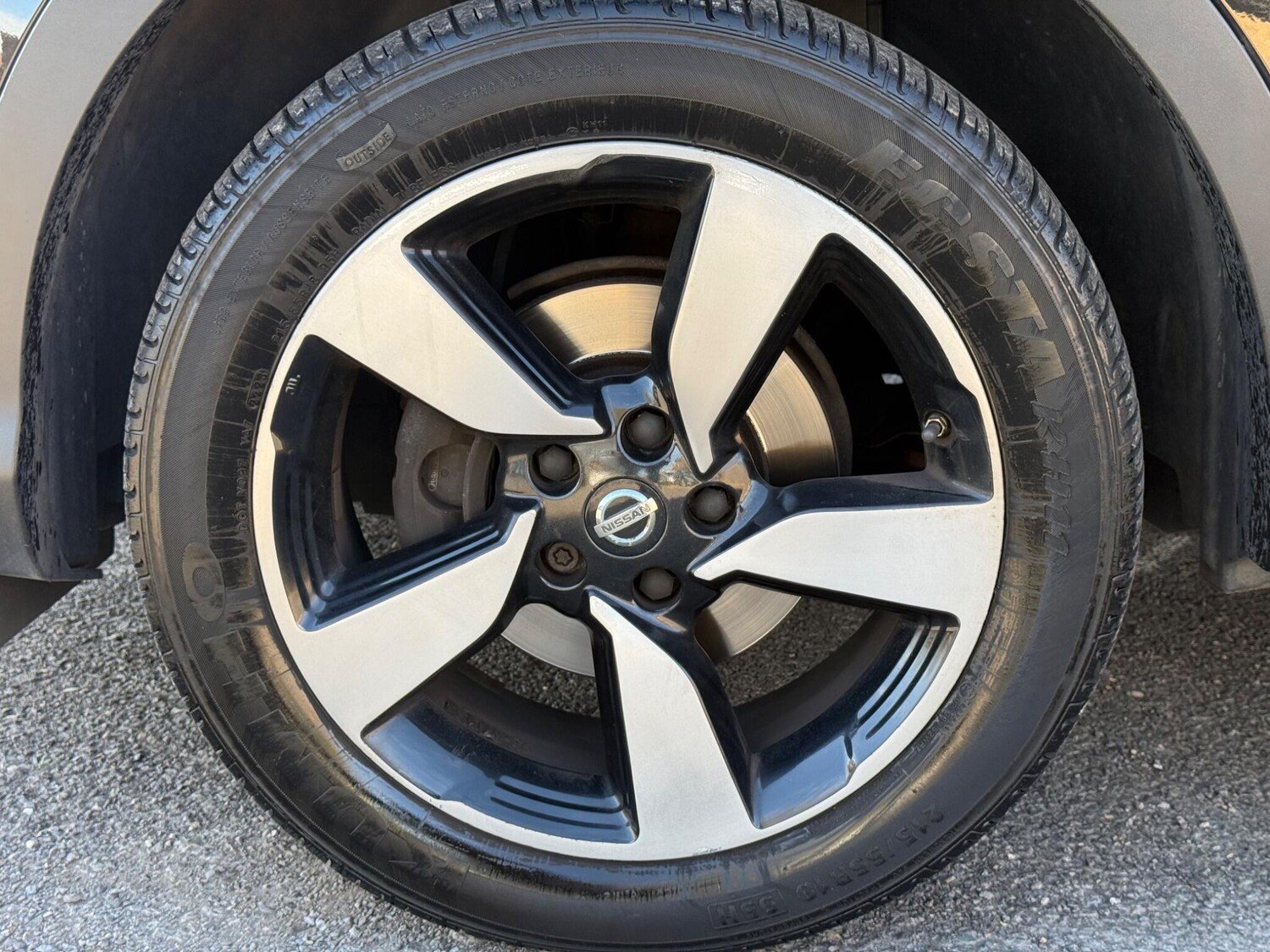 Used Nissan Qashqai 2015 for sale - 77940490: Photo 95