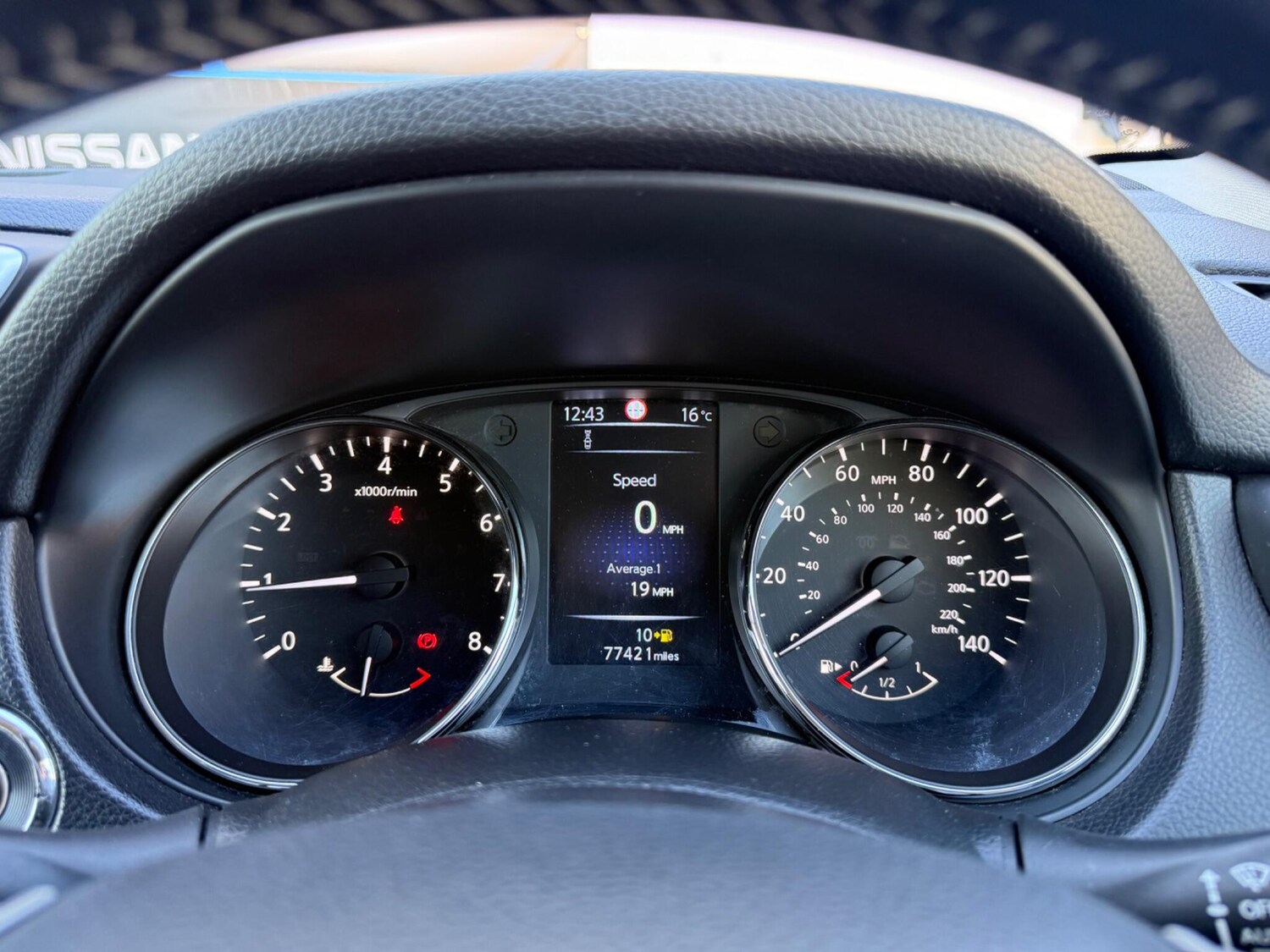 Used Nissan Qashqai 2015 for sale - 77940490: Photo 98