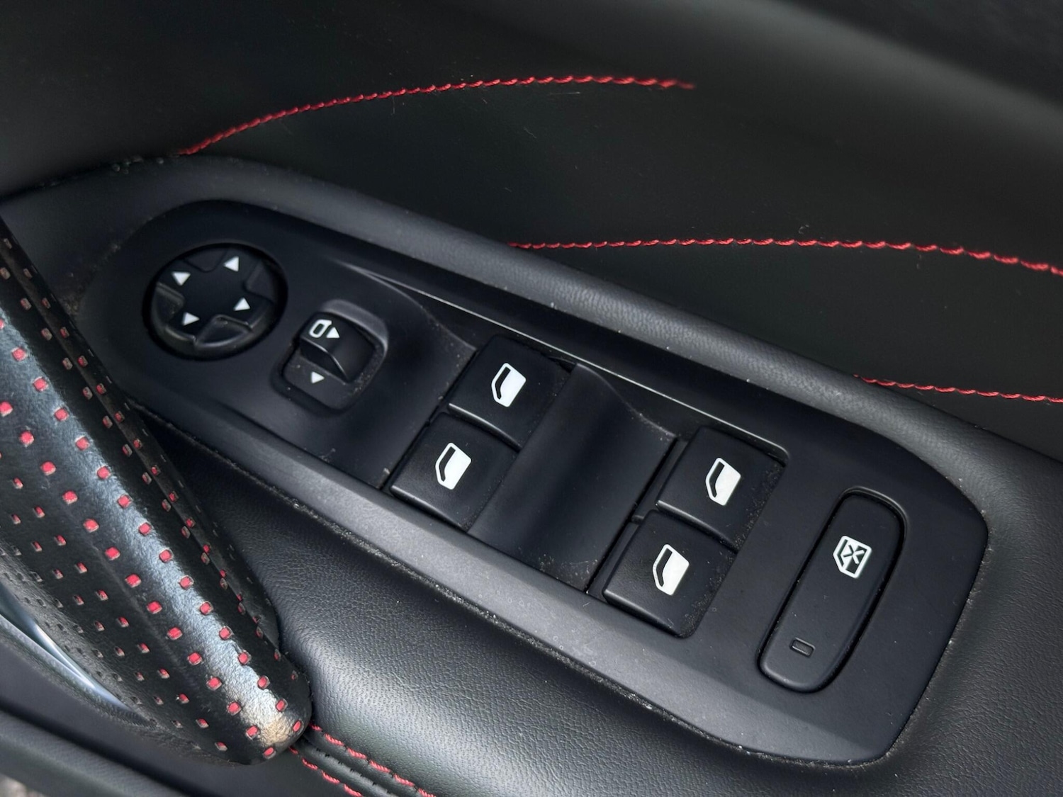 Used Peugeot 308 2015 for sale - 77671138: Photo 74