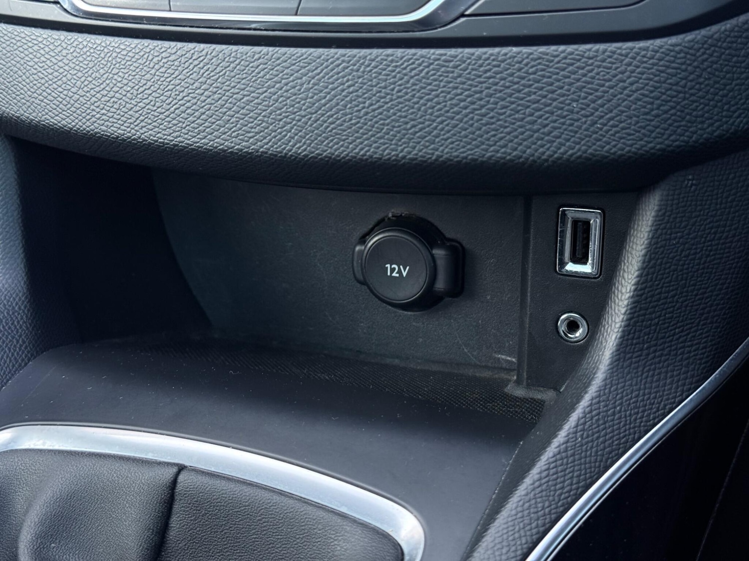 Used Peugeot 308 2015 for sale - 77671138: Photo 85