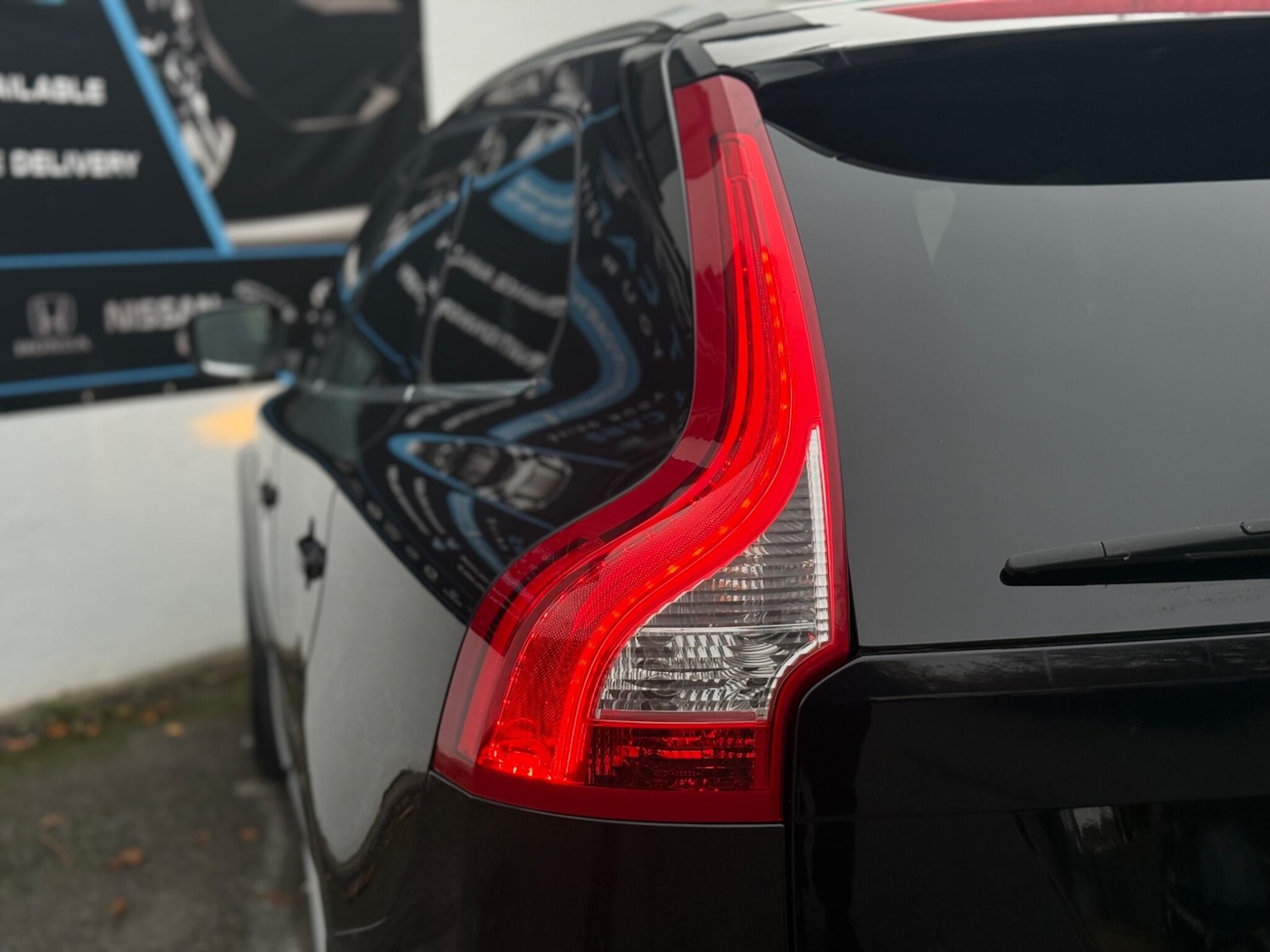 Used Volvo XC60 2012 for sale - 76424795: Photo 17