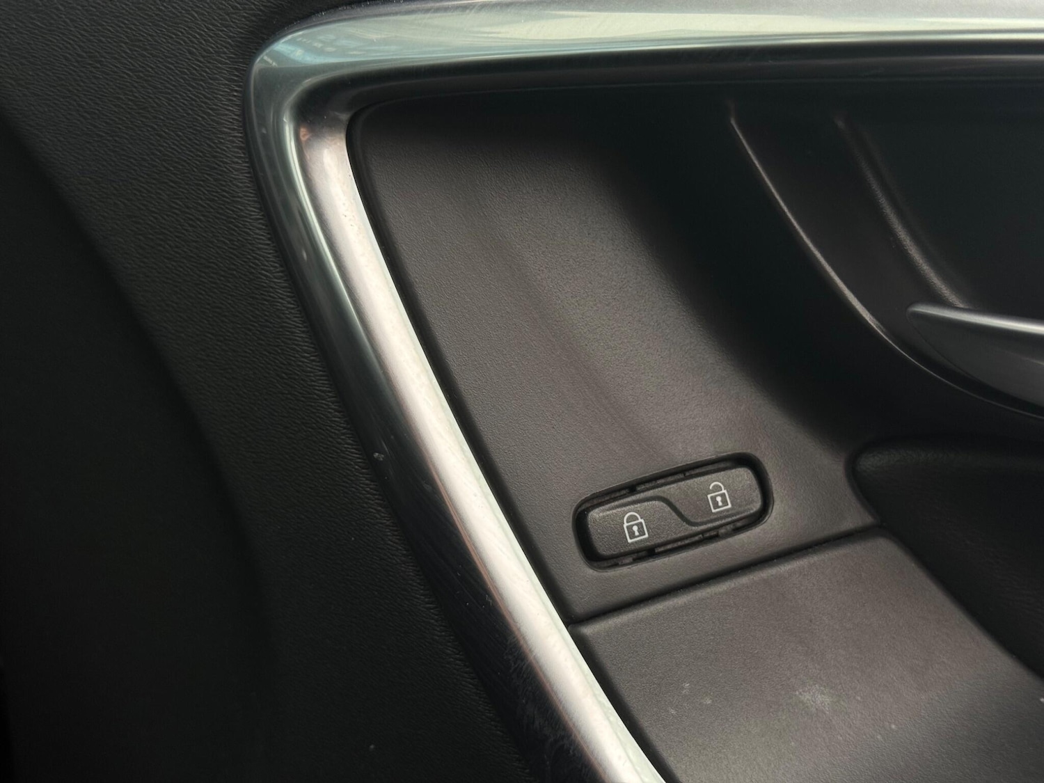 Used Volvo XC60 2012 for sale - 76424795: Photo 46