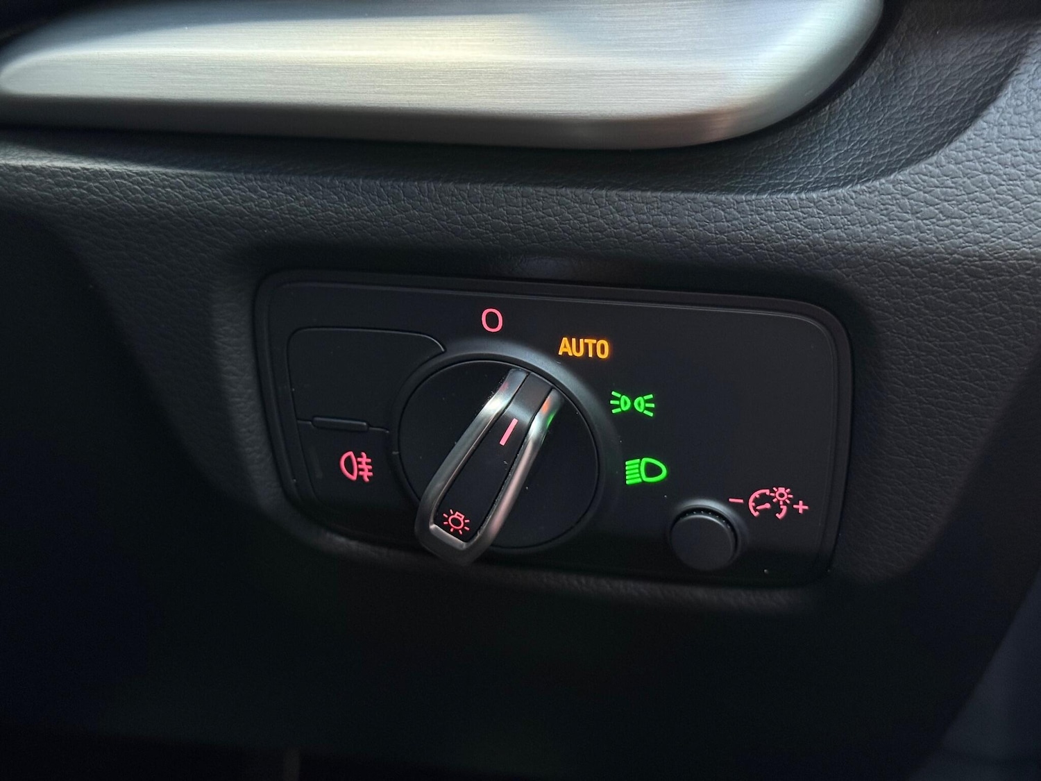 Used Audi A3 2014 for sale - 77162947: Photo 69