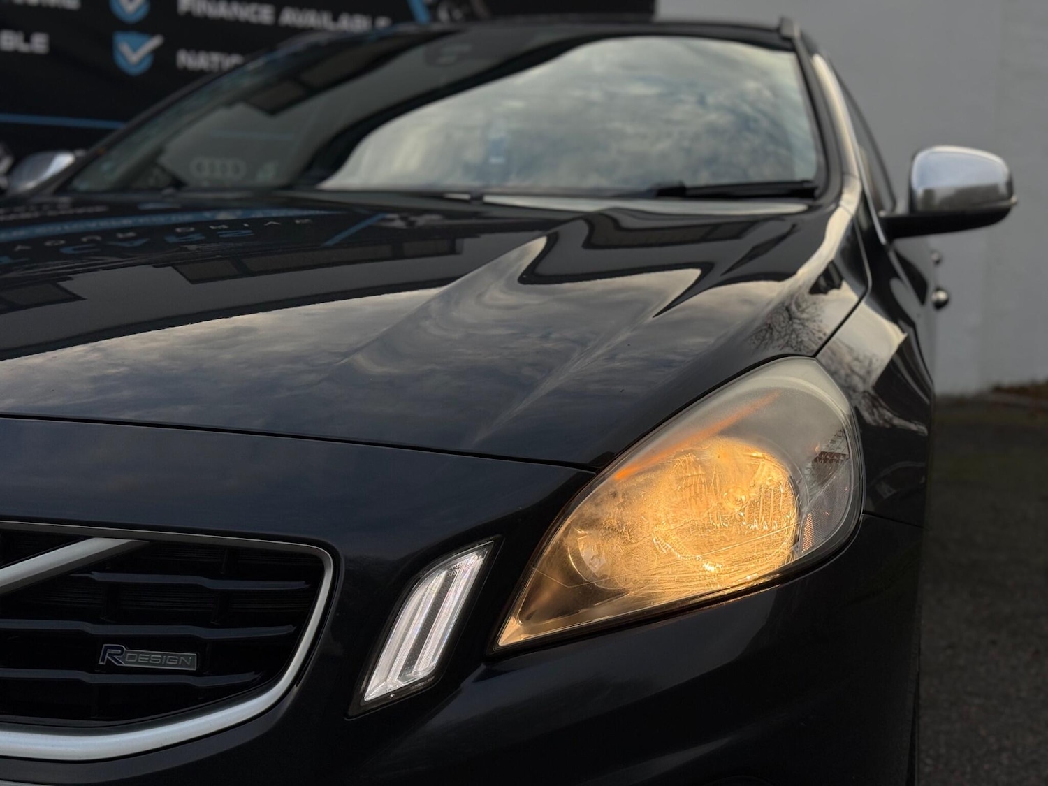 Used Volvo V60 for sale - 76484791: Photo 10