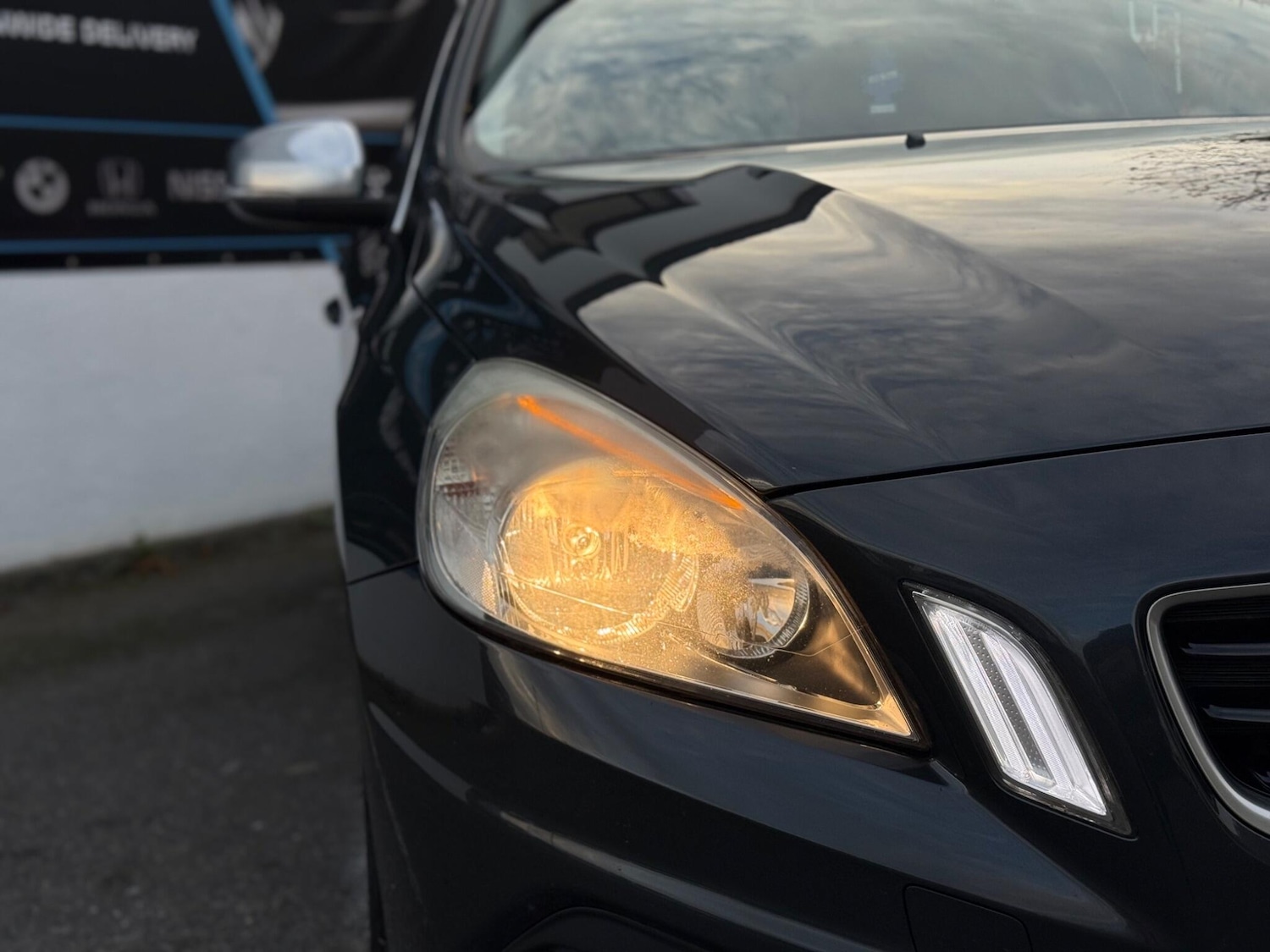 Used Volvo V60 for sale - 76484791: Photo 11