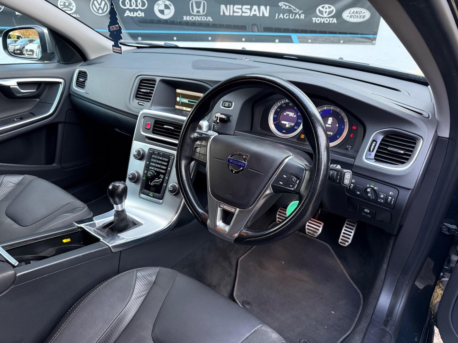 Used Volvo V60 for sale - 76484791: Photo 18