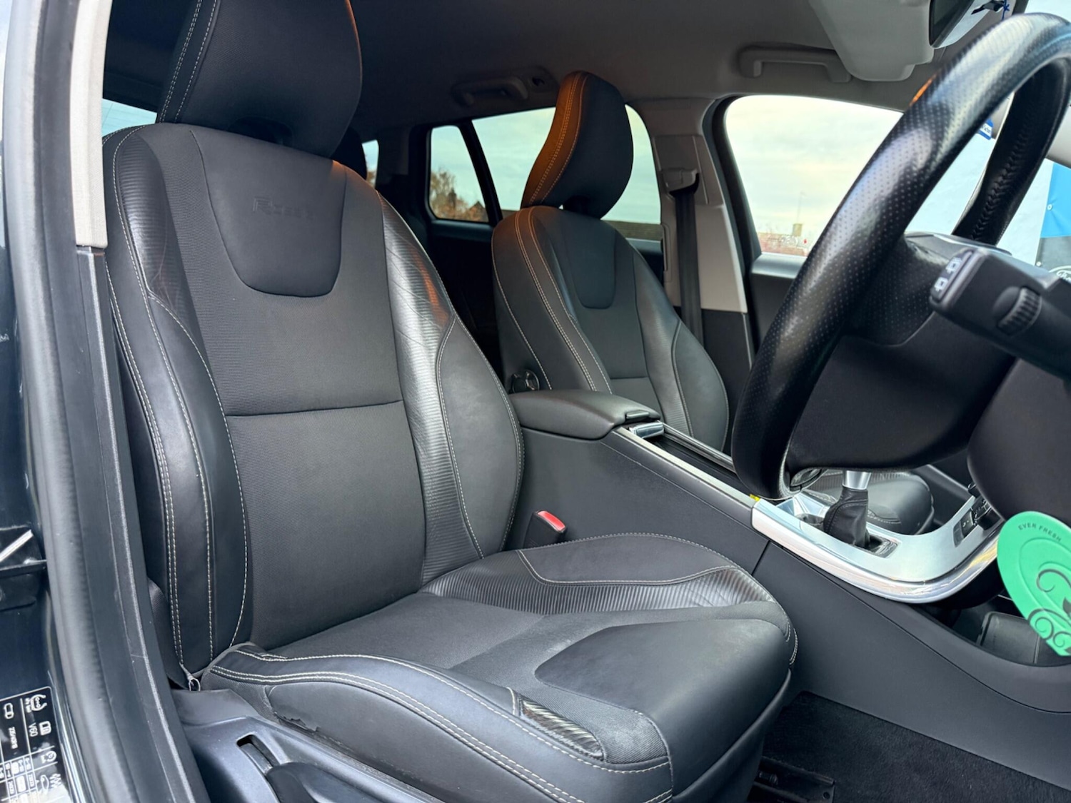 Used Volvo V60 for sale - 76484791: Photo 20