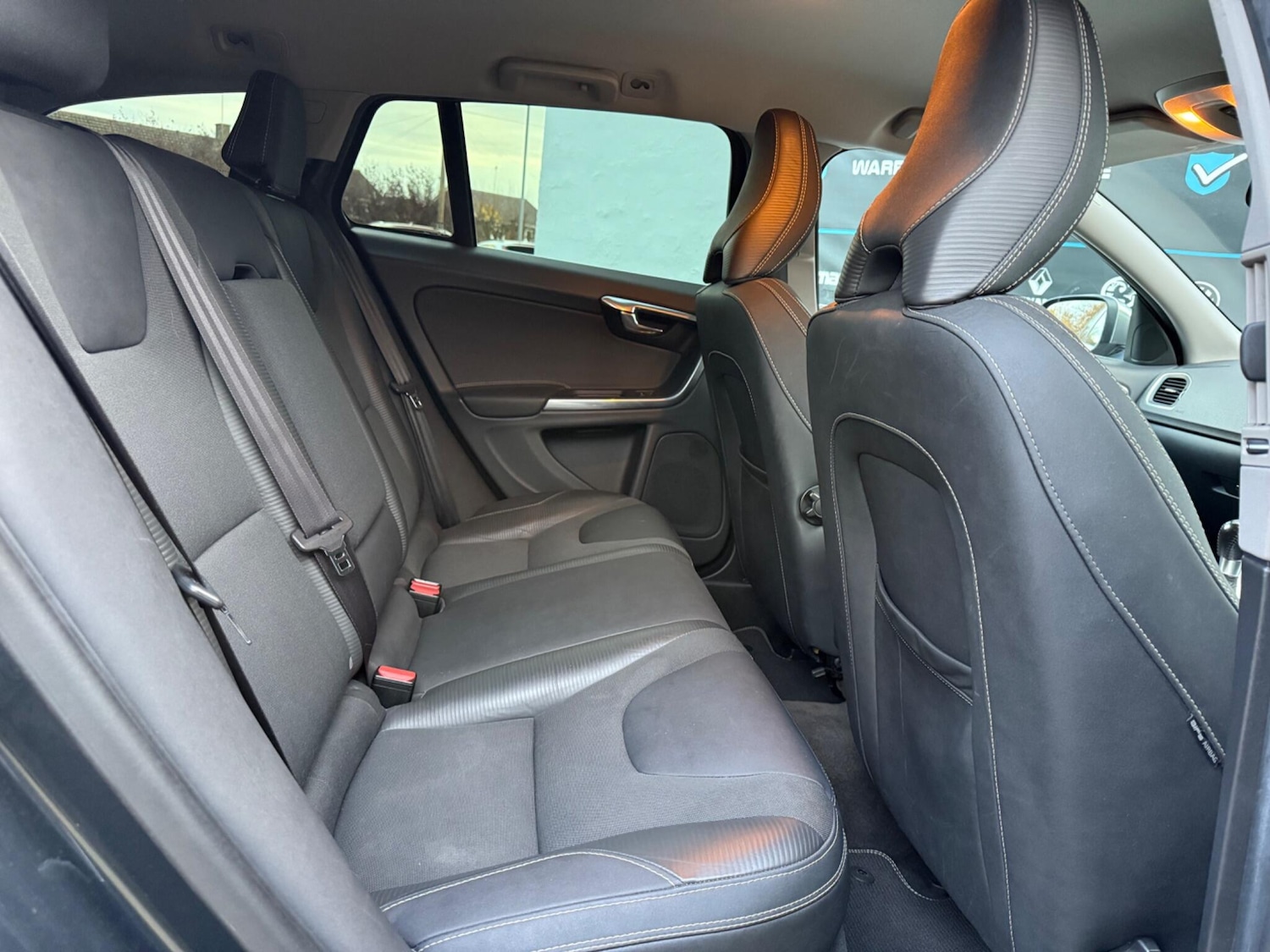 Used Volvo V60 for sale - 76484791: Photo 22