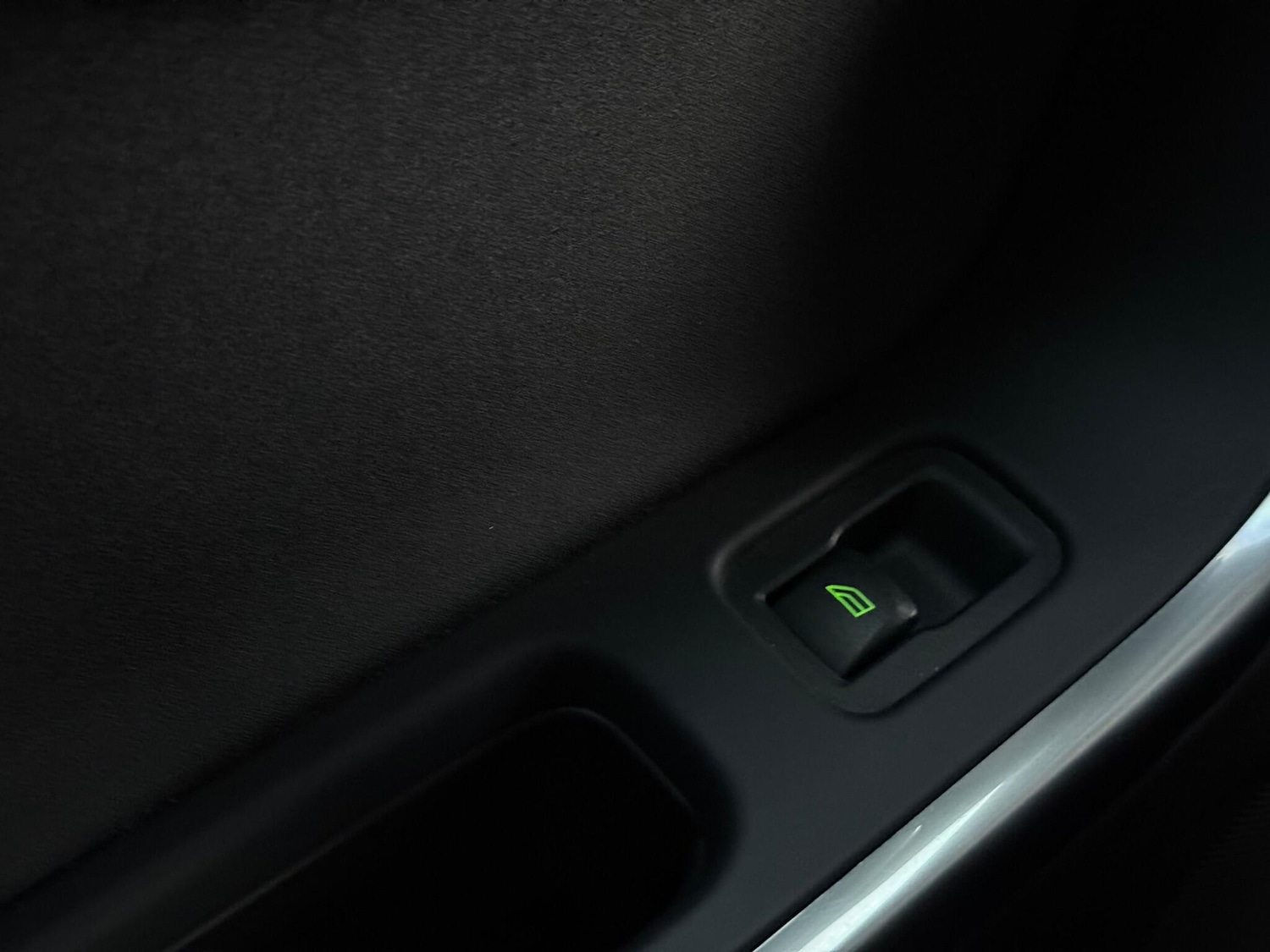 Used Volvo V60 for sale - 76484791: Photo 32