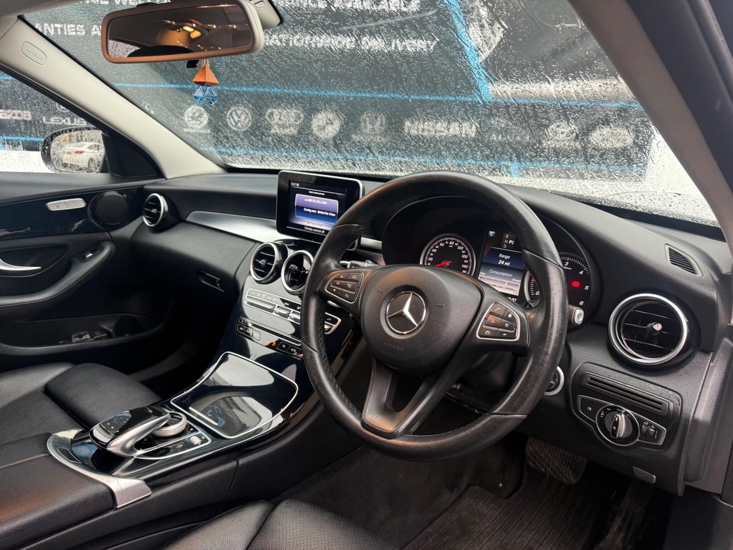 Used Mercedes-Benz C Class 2017 for sale - 76765436: Photo 19