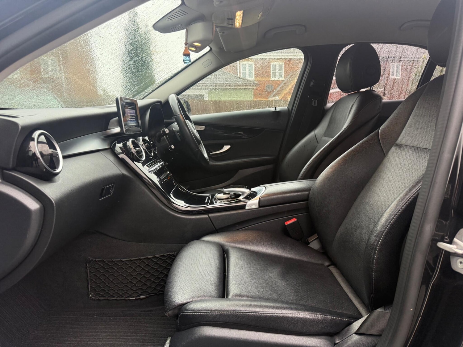 Used Mercedes-Benz C Class 2017 for sale - 76765436: Photo 28