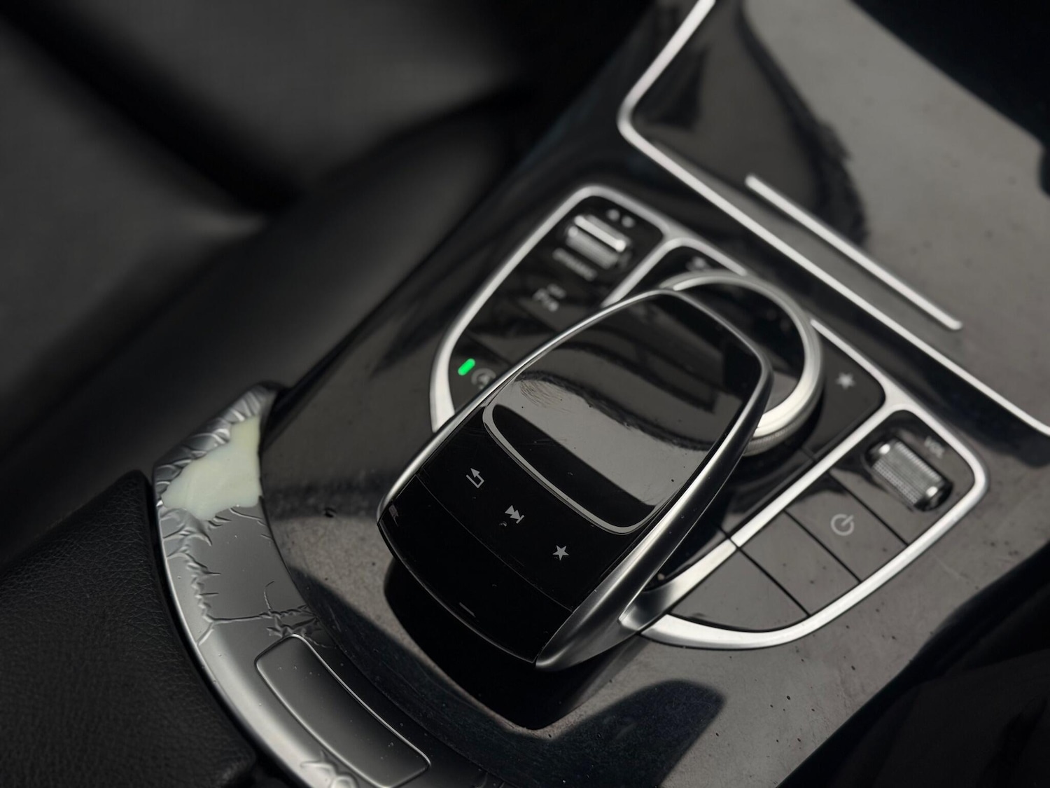 Used Mercedes-Benz C Class 2017 for sale - 76765436: Photo 38