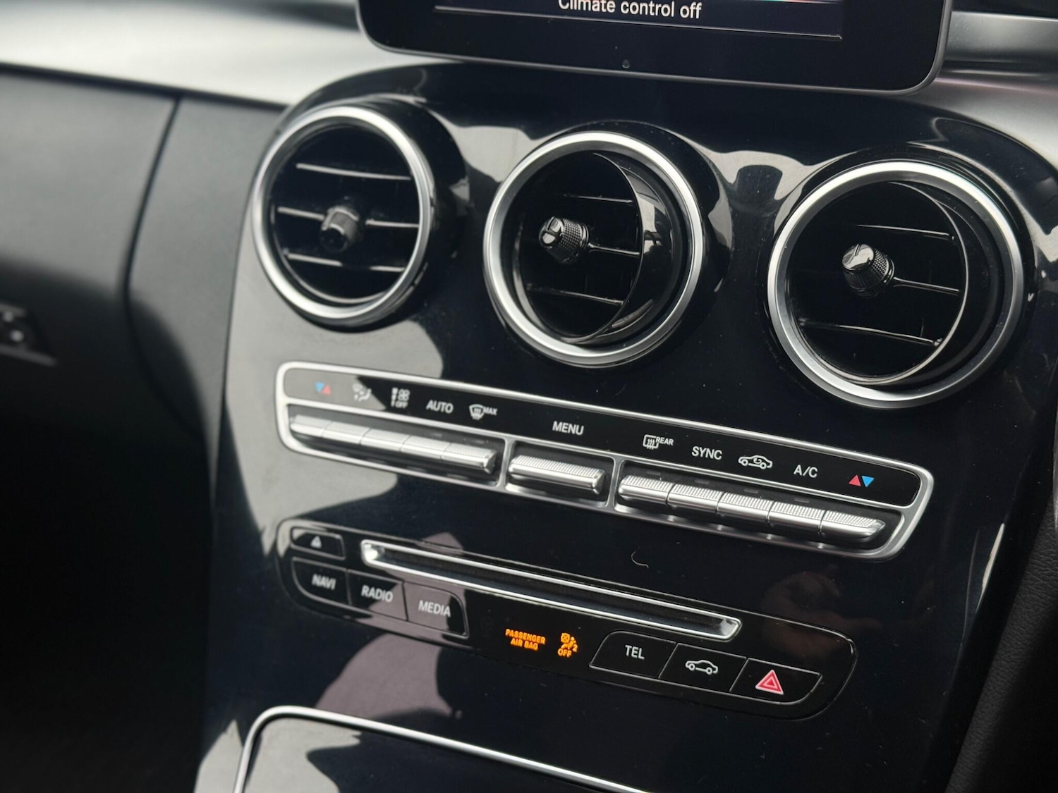 Used Mercedes-Benz C Class 2017 for sale - 76765436: Photo 39