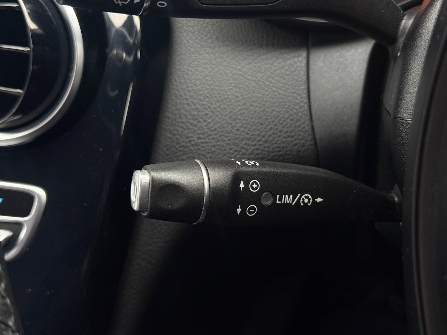 Used Mercedes-Benz C Class 2017 for sale - 76765436: Photo 48