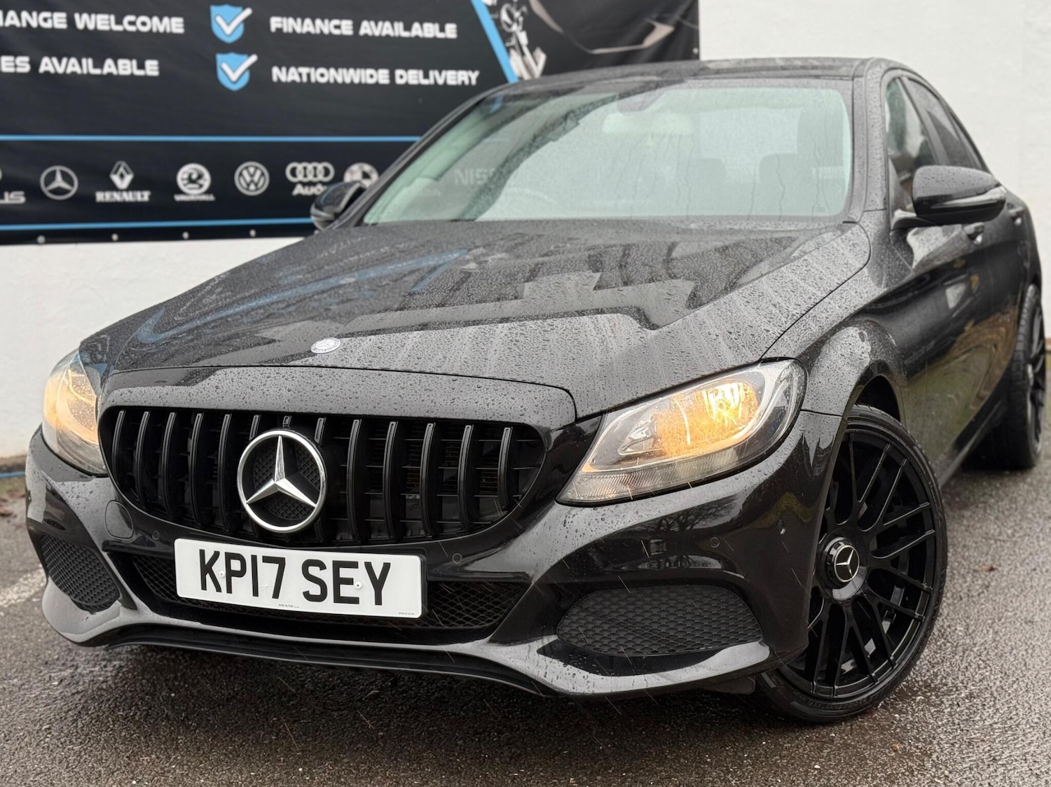 Used Mercedes-Benz C Class 2017 for sale - 76765436: Photo 6