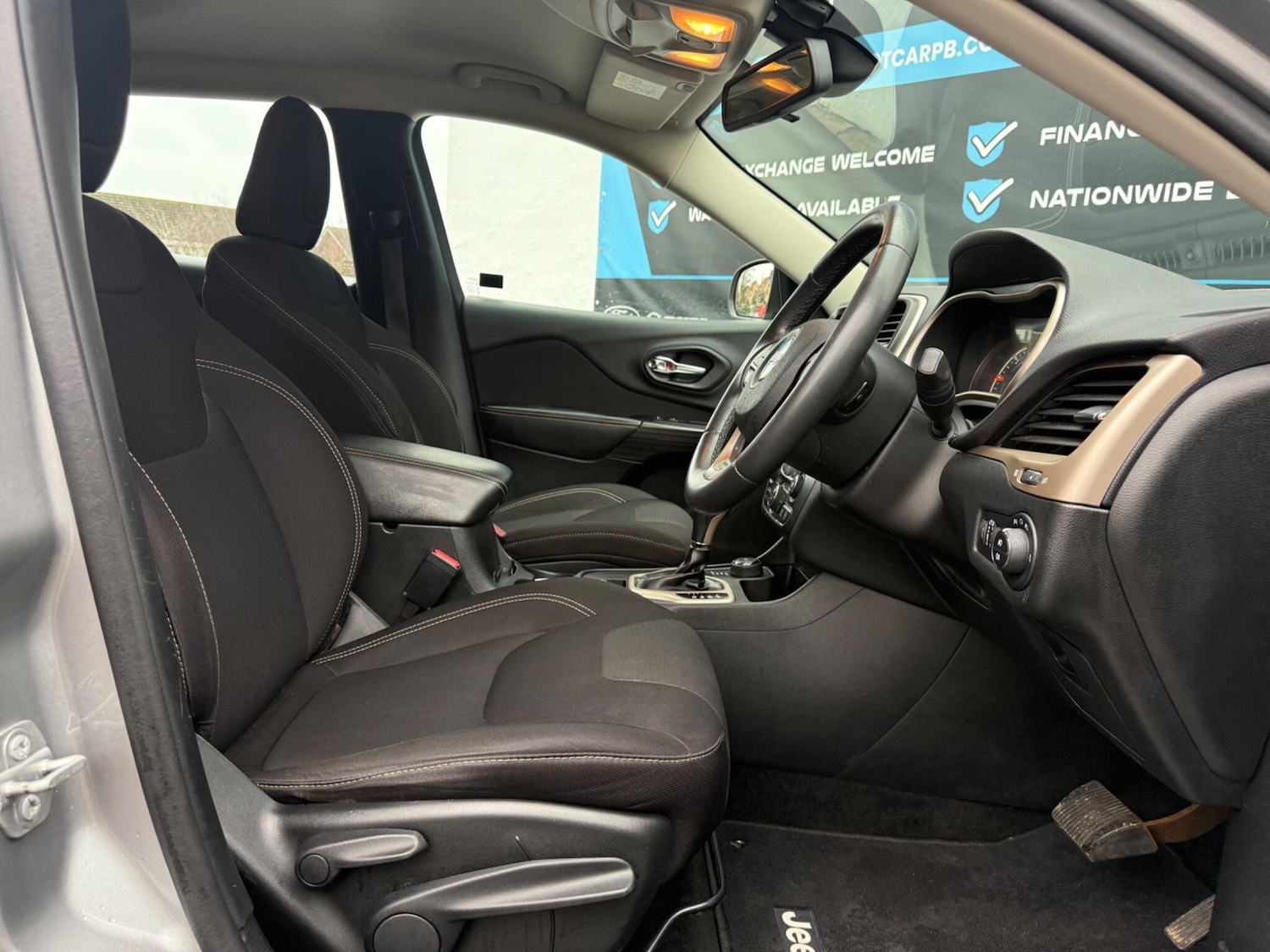 Used Jeep Cherokee 2015 for sale - 77306348: Photo 39