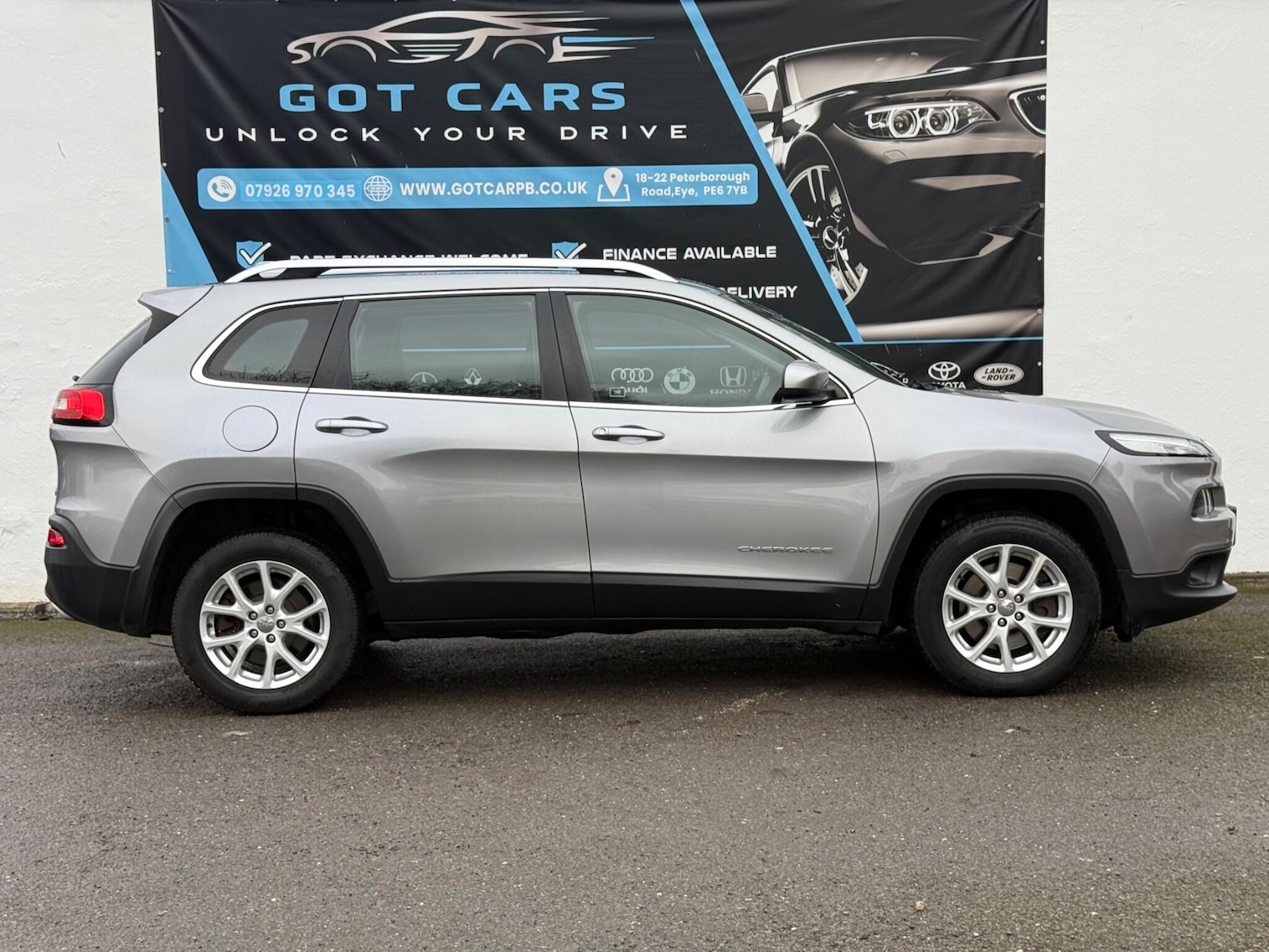 Used Jeep Cherokee 2015 for sale - 77306348: Photo 4