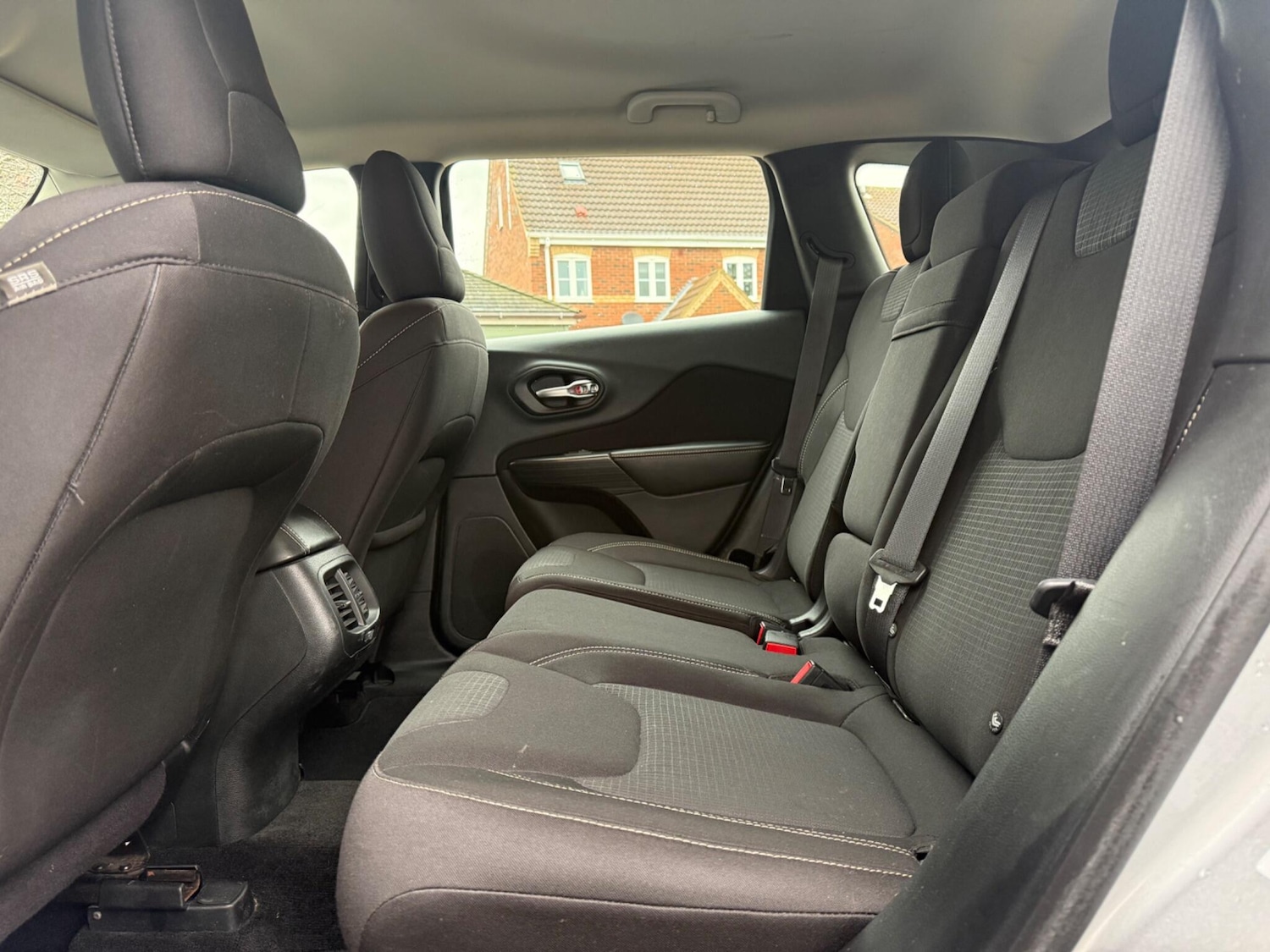 Used Jeep Cherokee 2015 for sale - 77306348: Photo 45