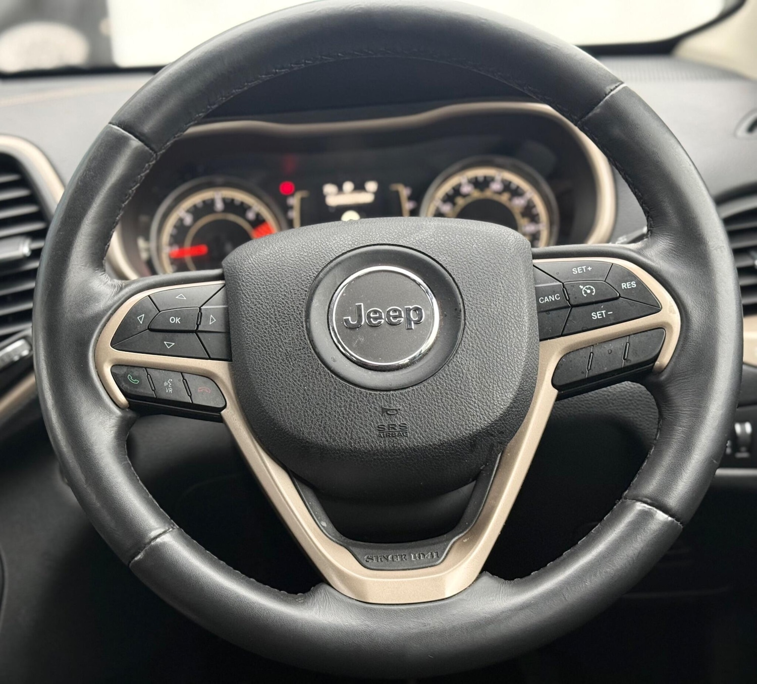 Used Jeep Cherokee 2015 for sale - 77306348: Photo 52