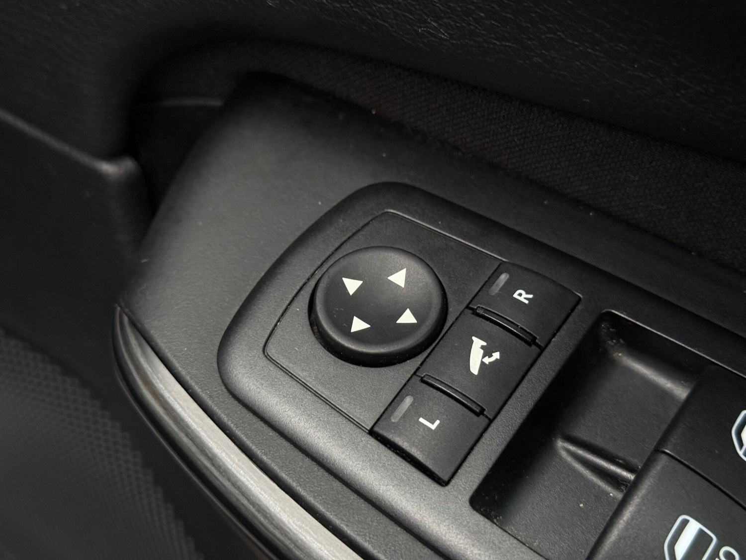 Used Jeep Cherokee 2015 for sale - 77306348: Photo 59