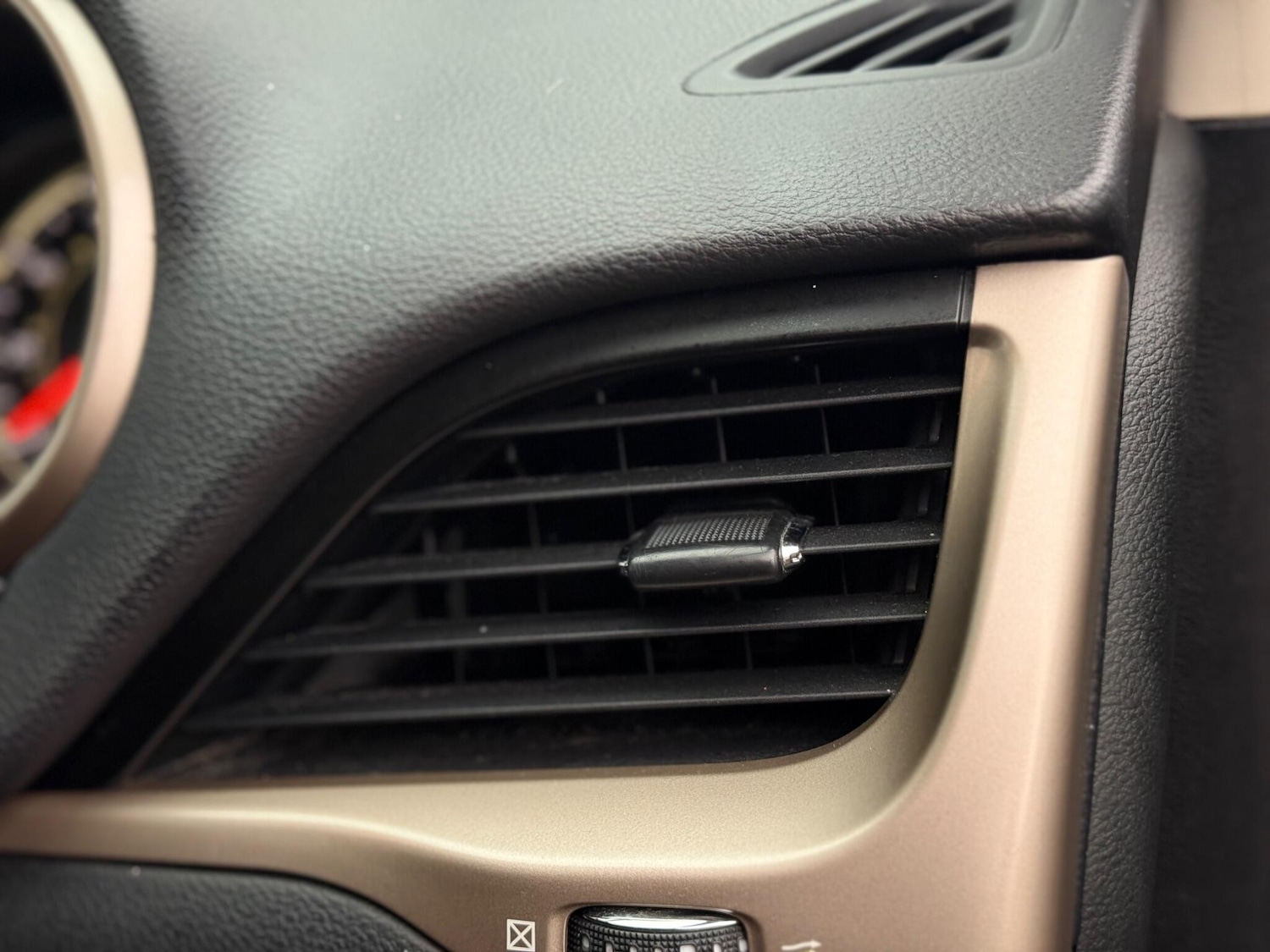 Used Jeep Cherokee 2015 for sale - 77306348: Photo 62