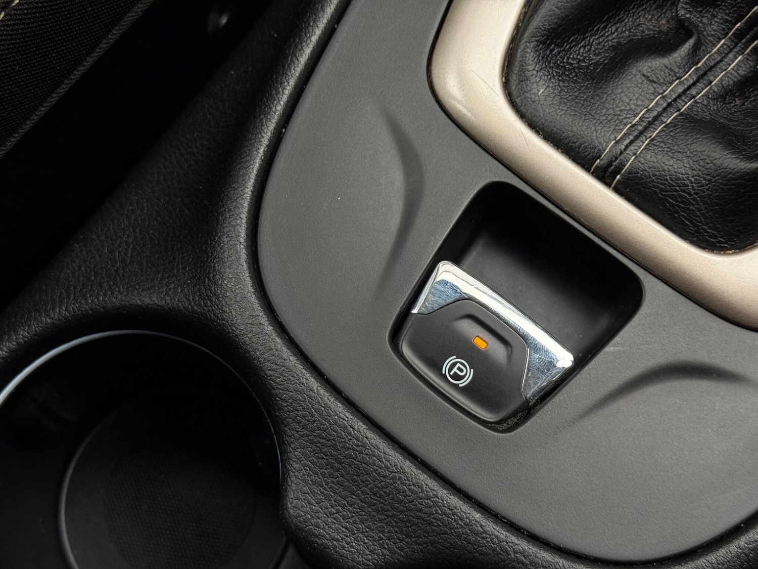 Used Jeep Cherokee 2015 for sale - 77306348: Photo 65