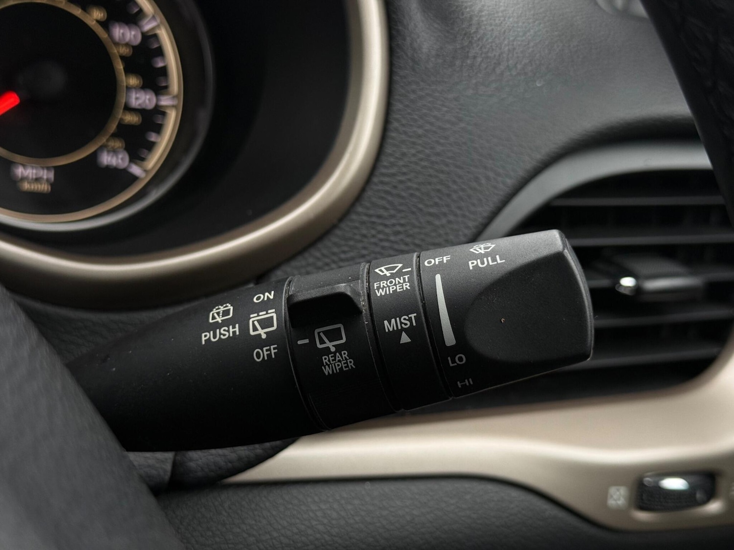 Used Jeep Cherokee 2015 for sale - 77306348: Photo 75