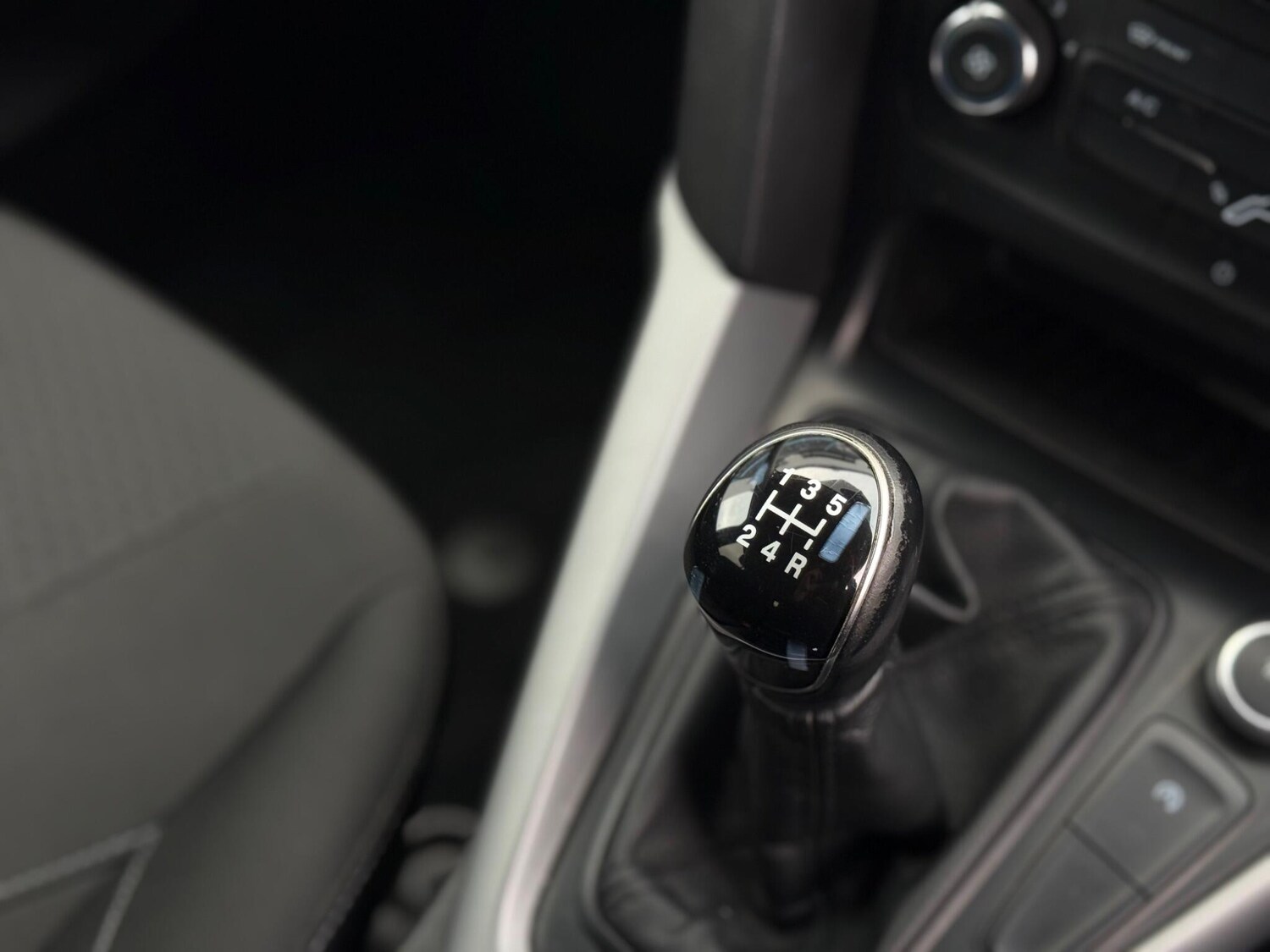 Used Ford Focus 2017 for sale - 76735224: Photo 36