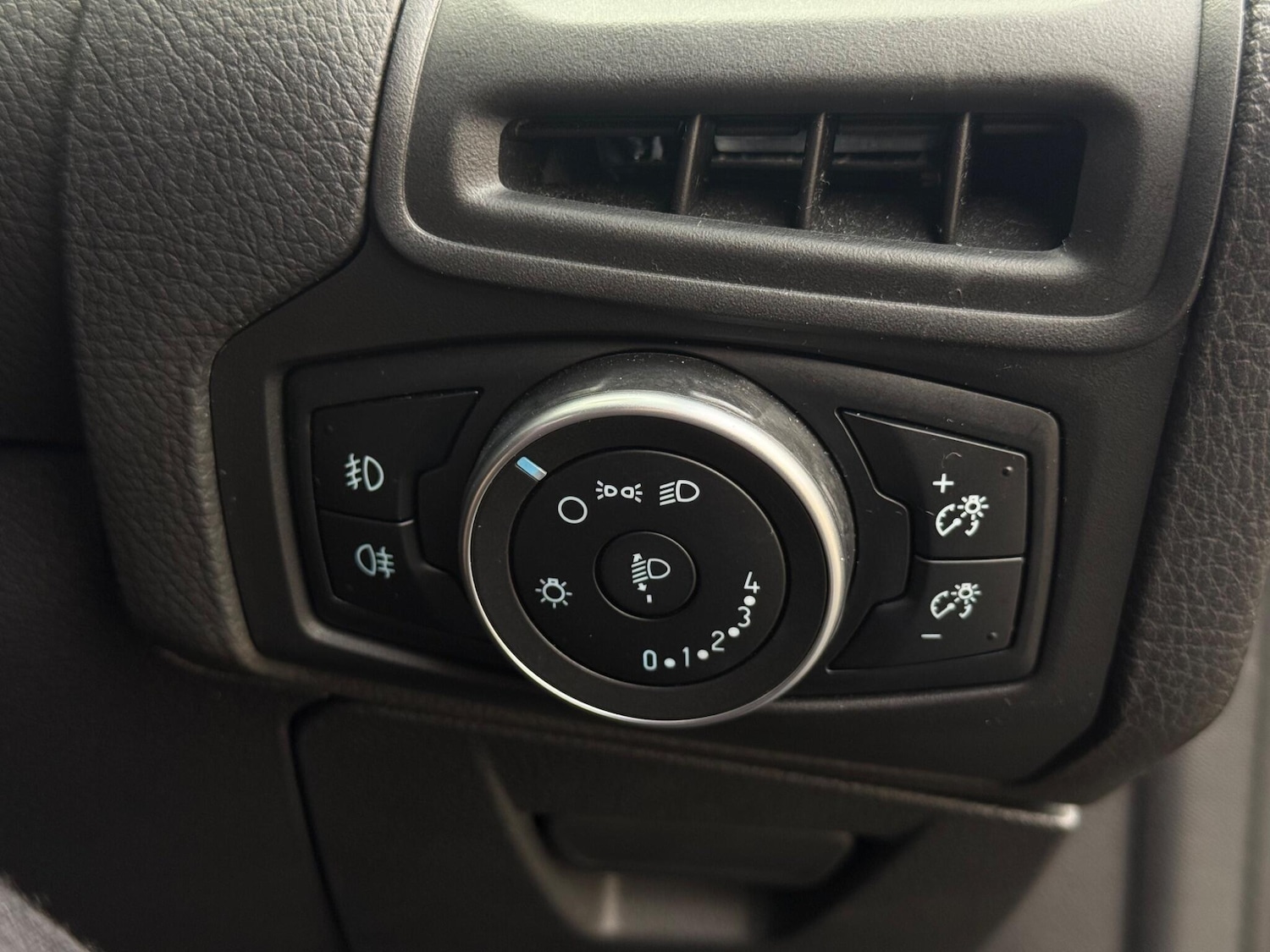 Used Ford Focus 2017 for sale - 76735224: Photo 46