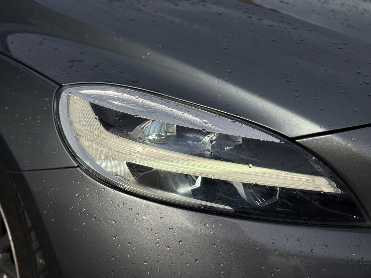 Used Volvo V40 2016 for sale - 76562351: Photo 11