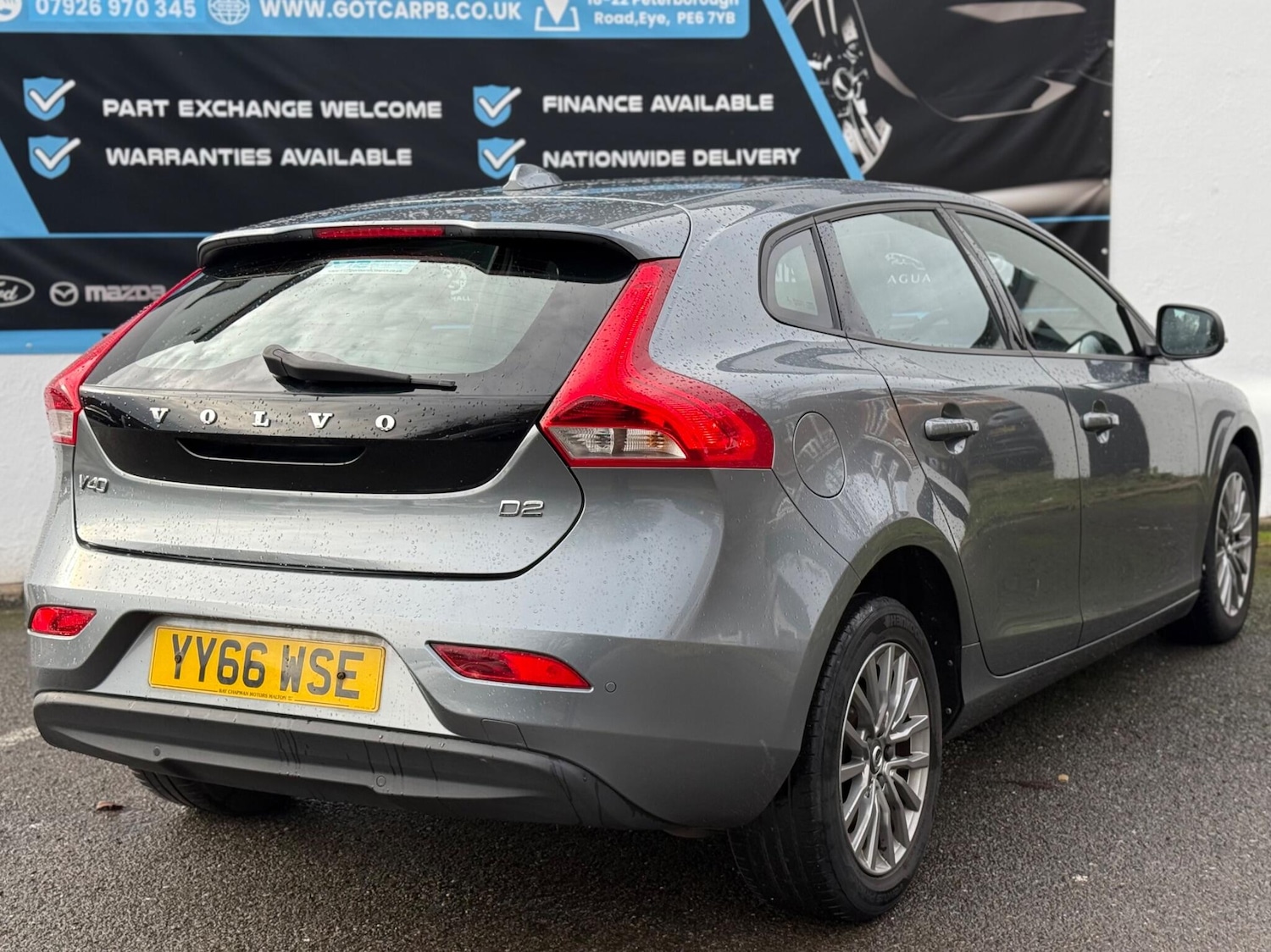 Used Volvo V40 2016 for sale - 76562351: Photo 14